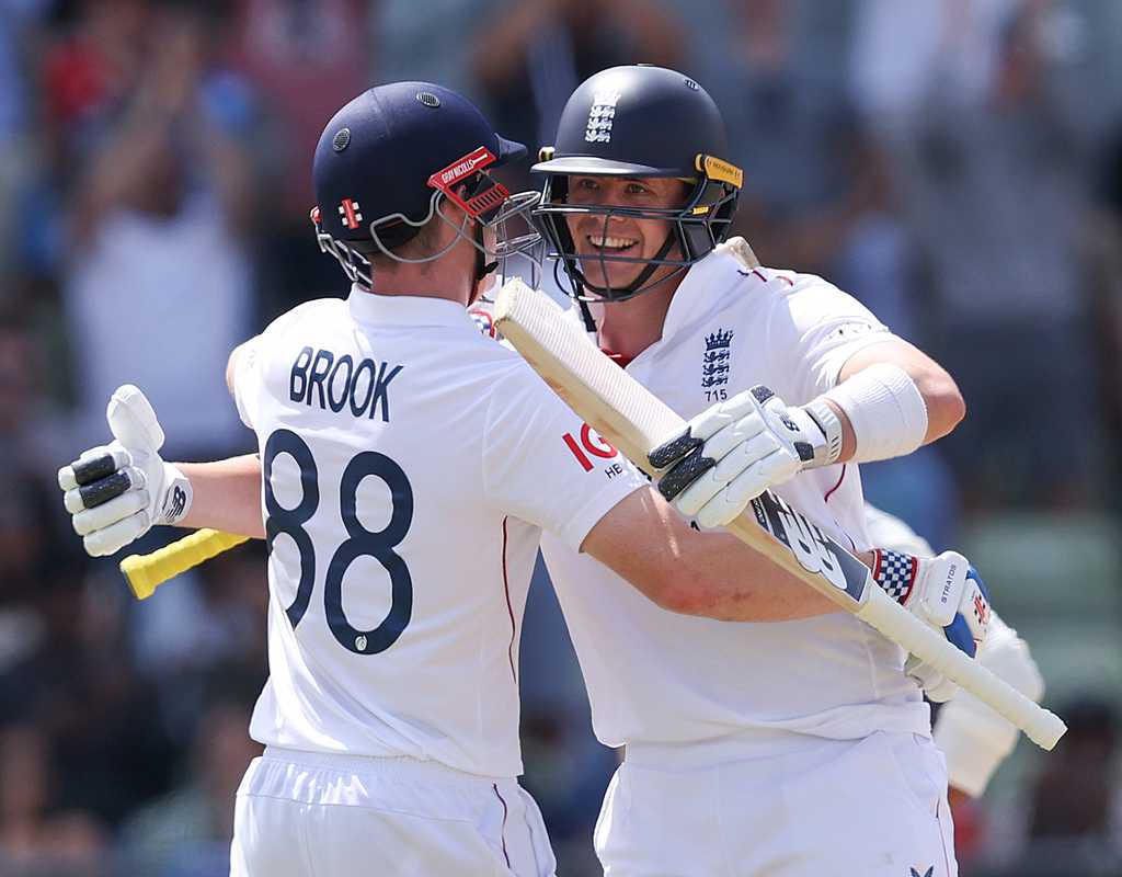 Jamie Smith, Harry Brook lead England's stunning counterpunch  