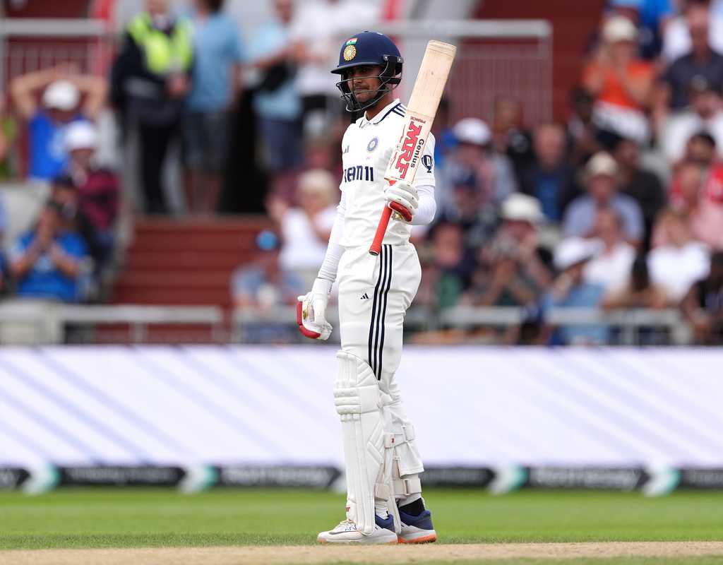 Gill, Rahul stabilise India after early jolt  