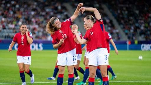 Norway's Gaupset scores brace in 4-3 win over Iceland  
