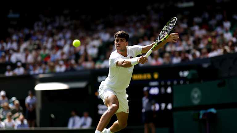 Stefanos Tsitsipas hits "limit" after Wimbledon retirement: "There's no point to competing"  