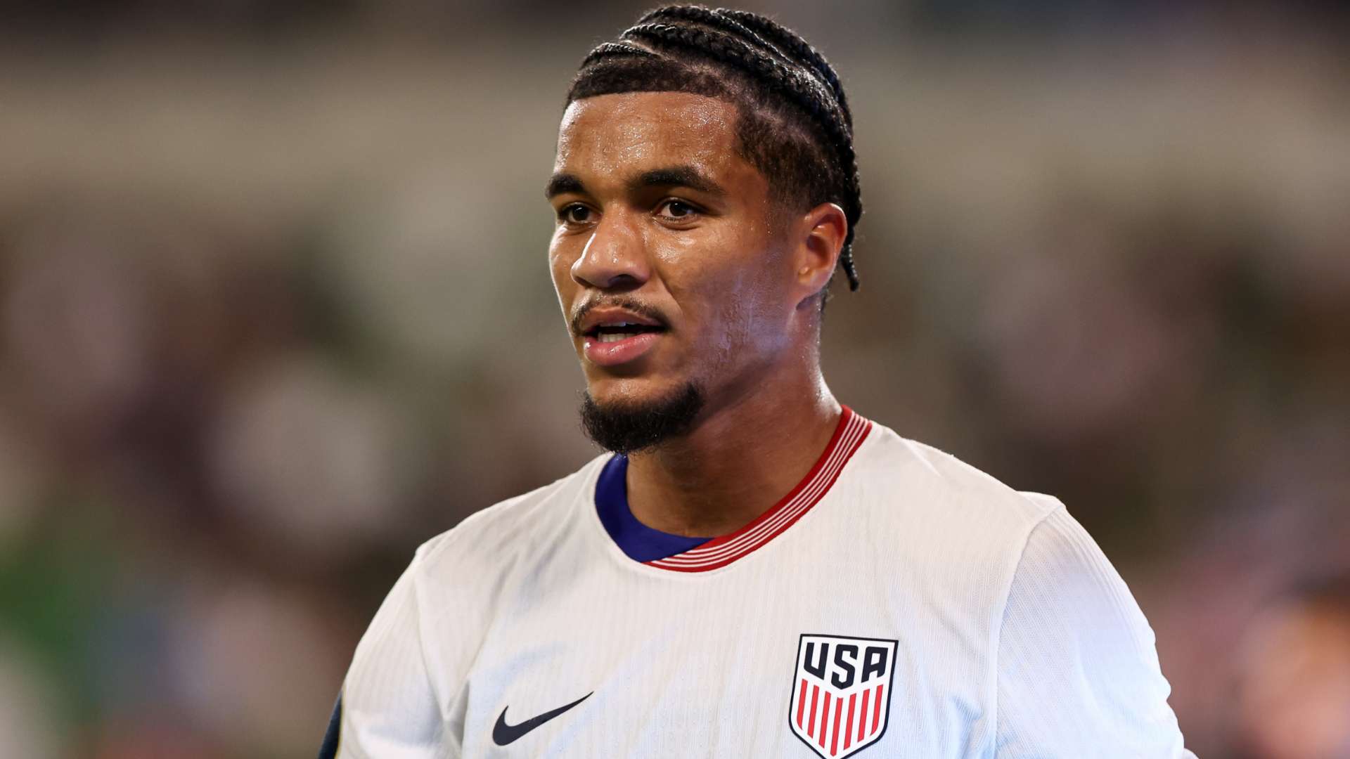 'Day by day' - Ten Hag issues injury update on Tillman  