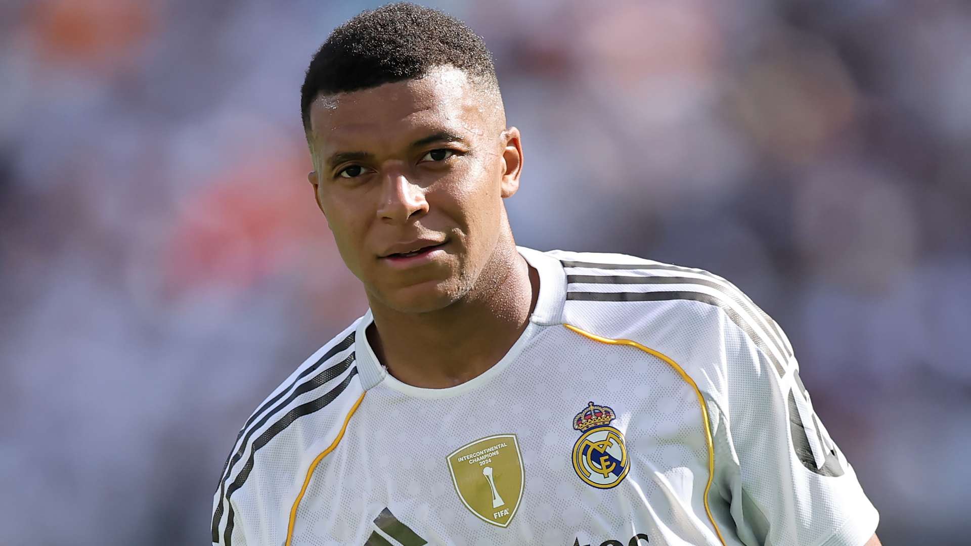 Saudi League prepared to pay €350m for Mbappe on CR7 contract  