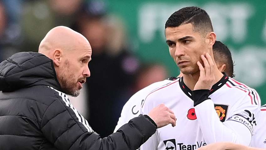 📽️ | Ten Hag defends Ronaldo & aims subtle dig at Man Utd  