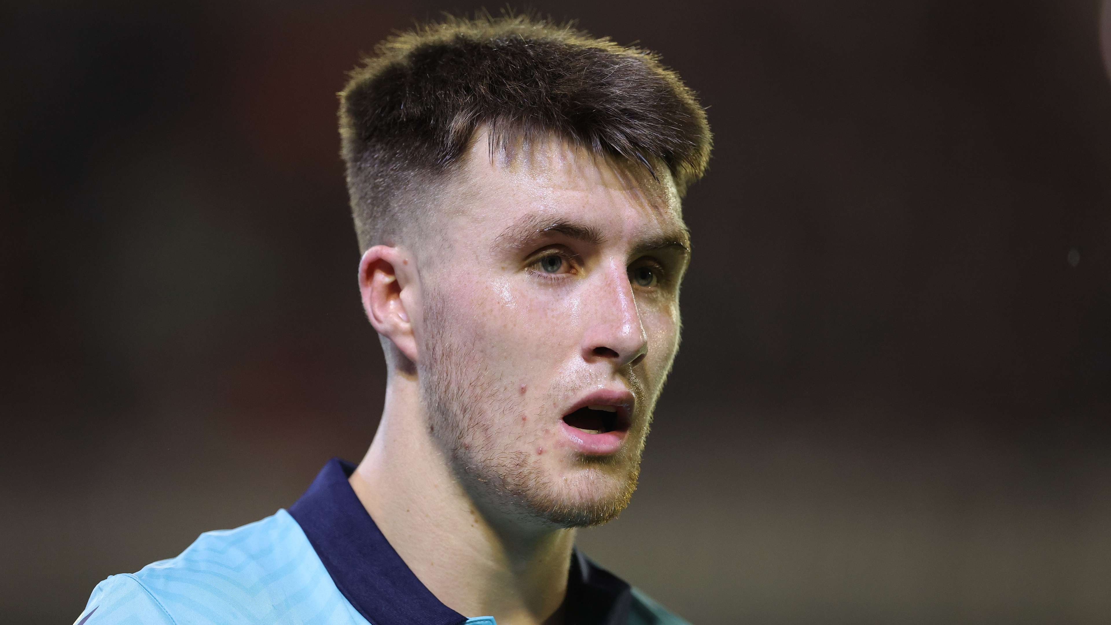 Wrexham star insists Red Dragons can thrive in Championship   Wrexham star insists Red Dragons can thrive in Championship