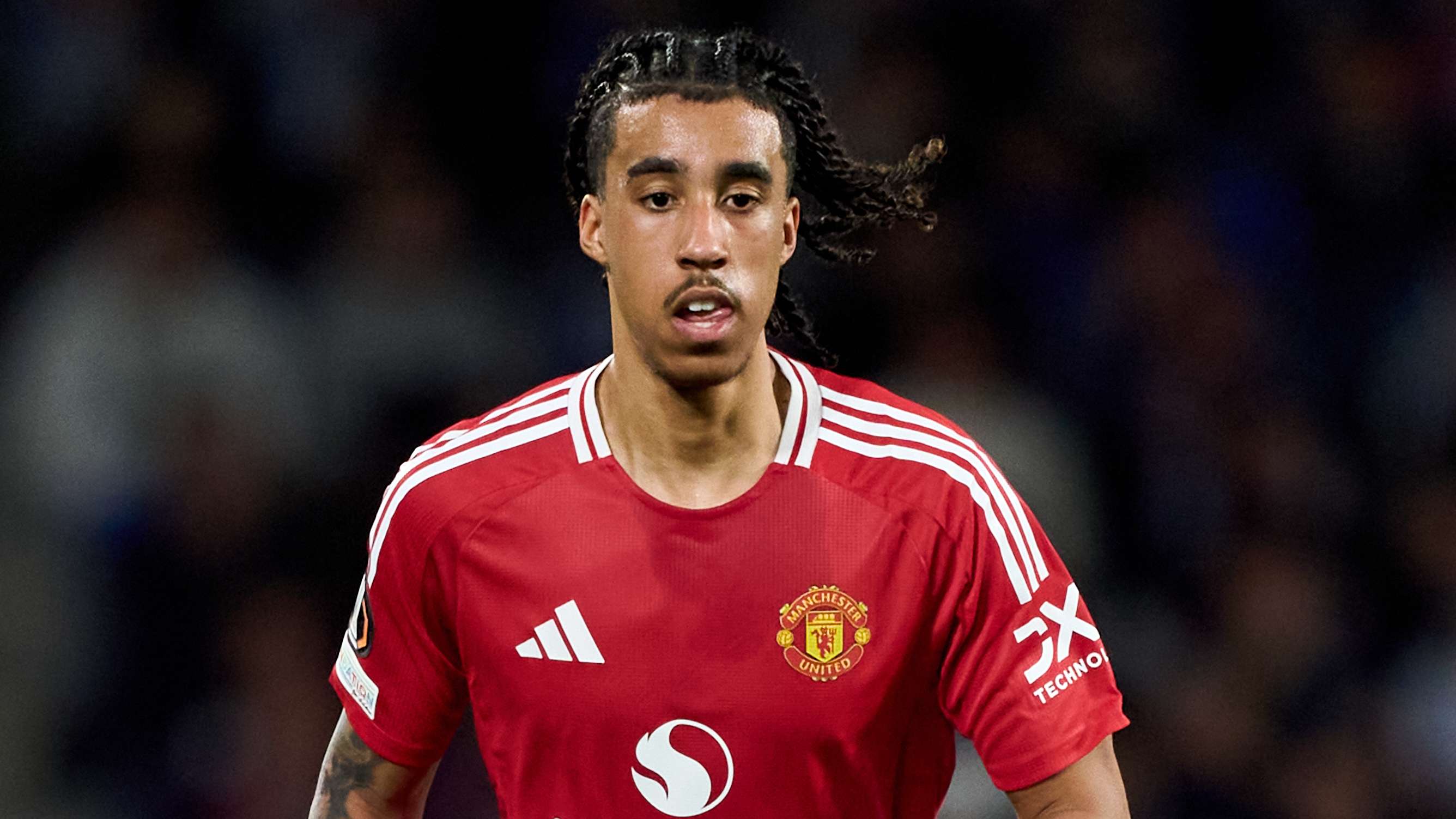 Yoro issues defiant response to Man Utd critics  