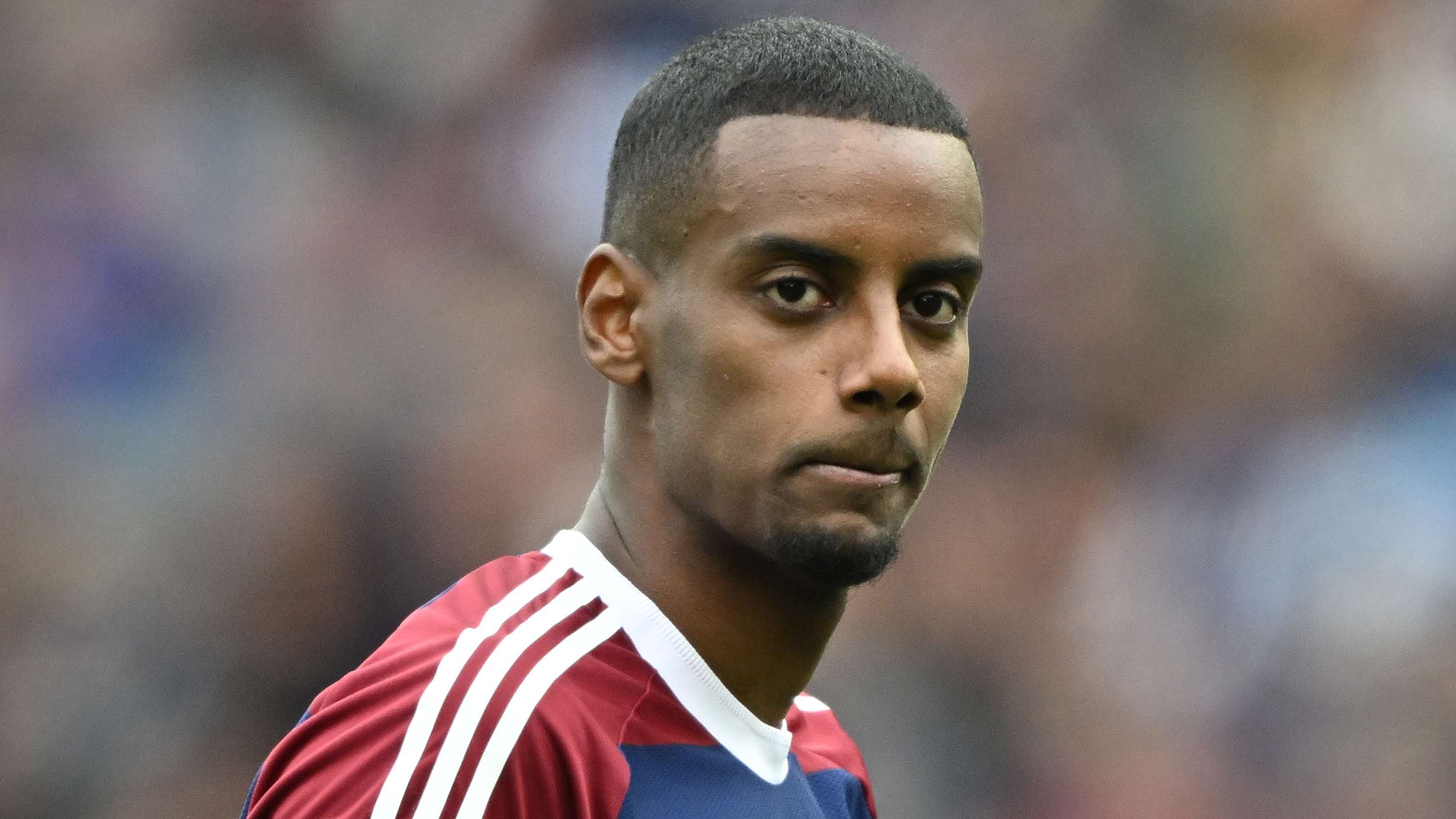 Transfers LIVE: Newcastle unmoved despite Isak going public  