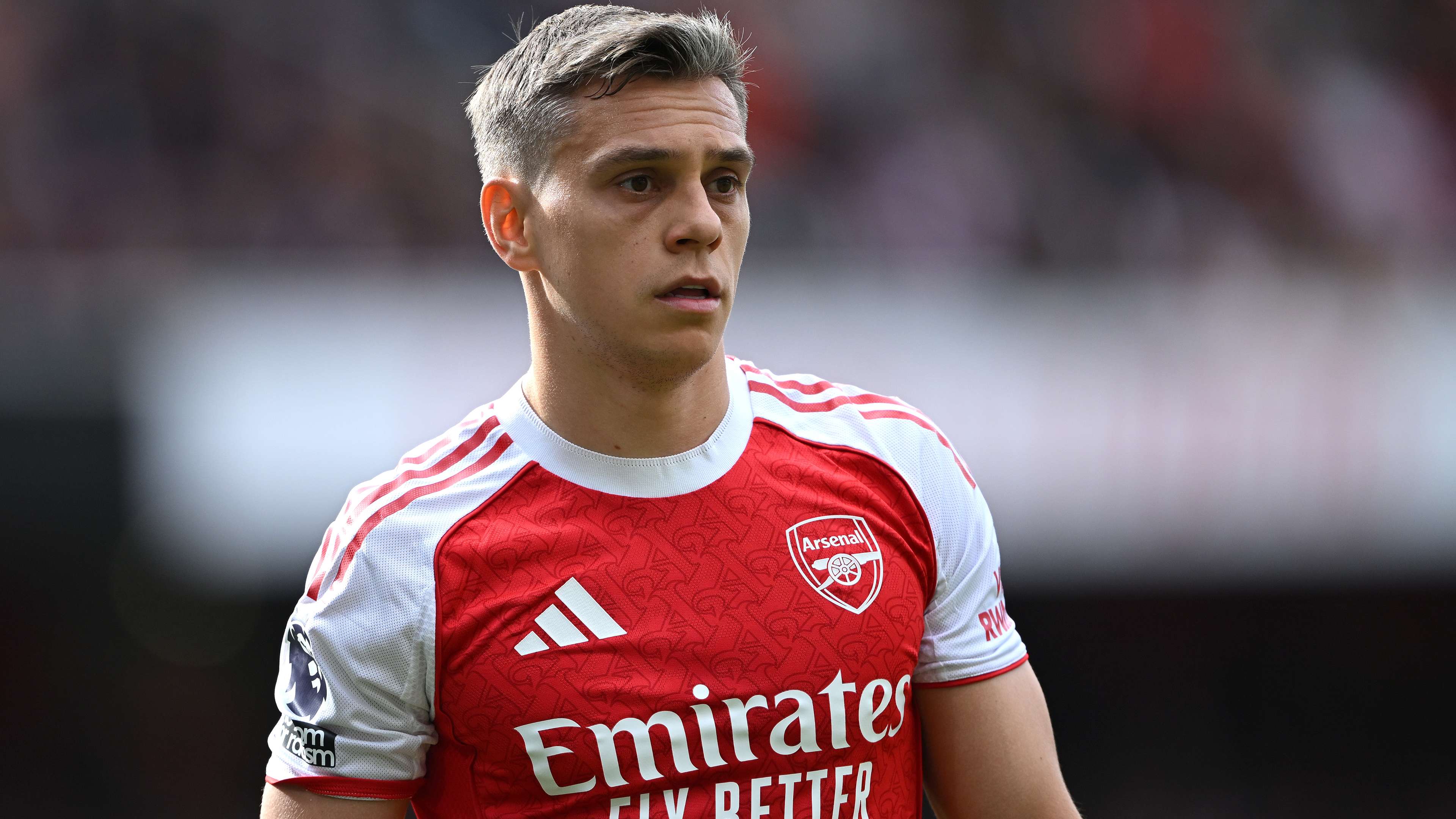 Trossard set for new Arsenal deal to end exit talk  