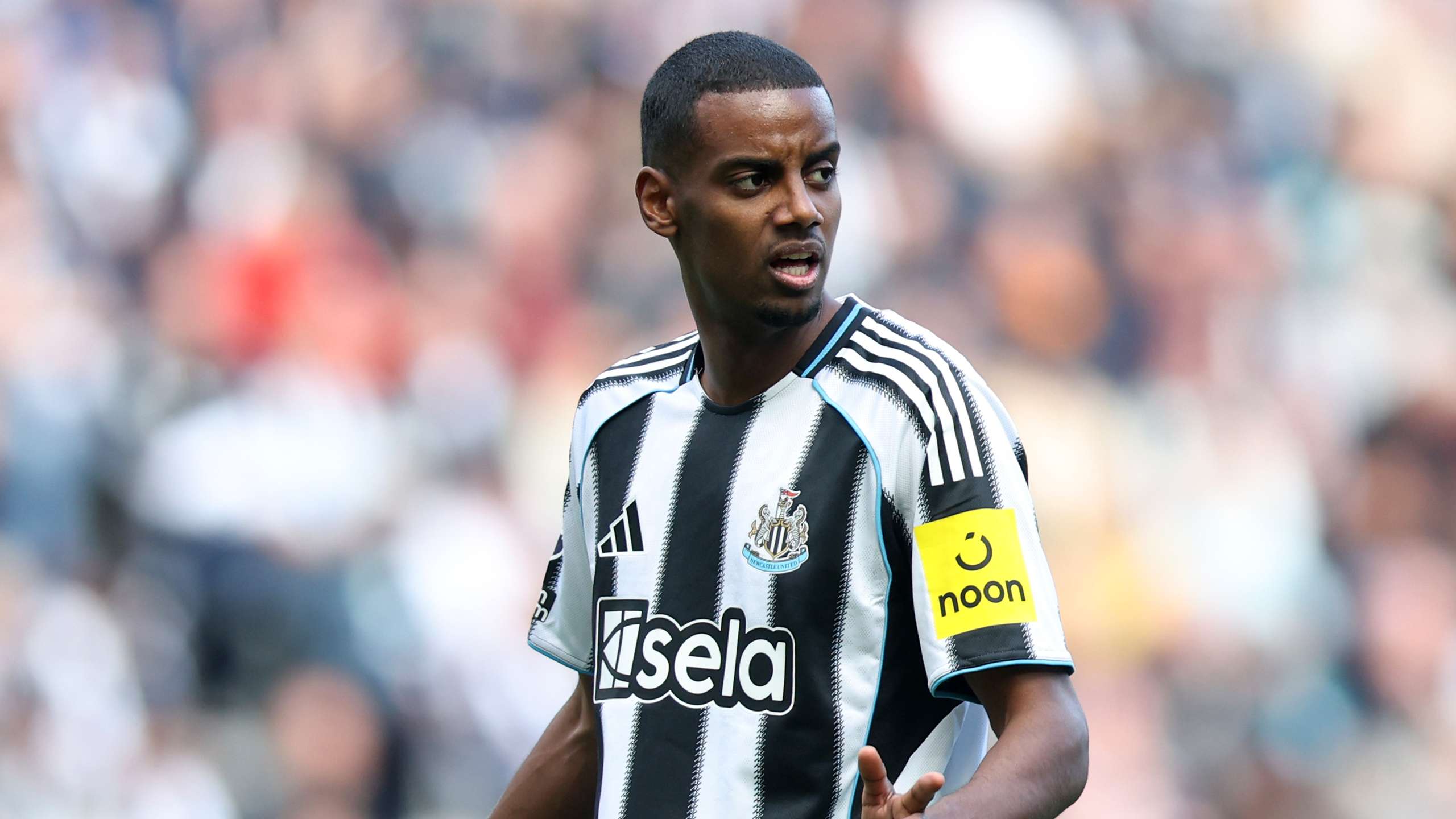 'Get him out' - Newcastle brutally told to sell Isak  