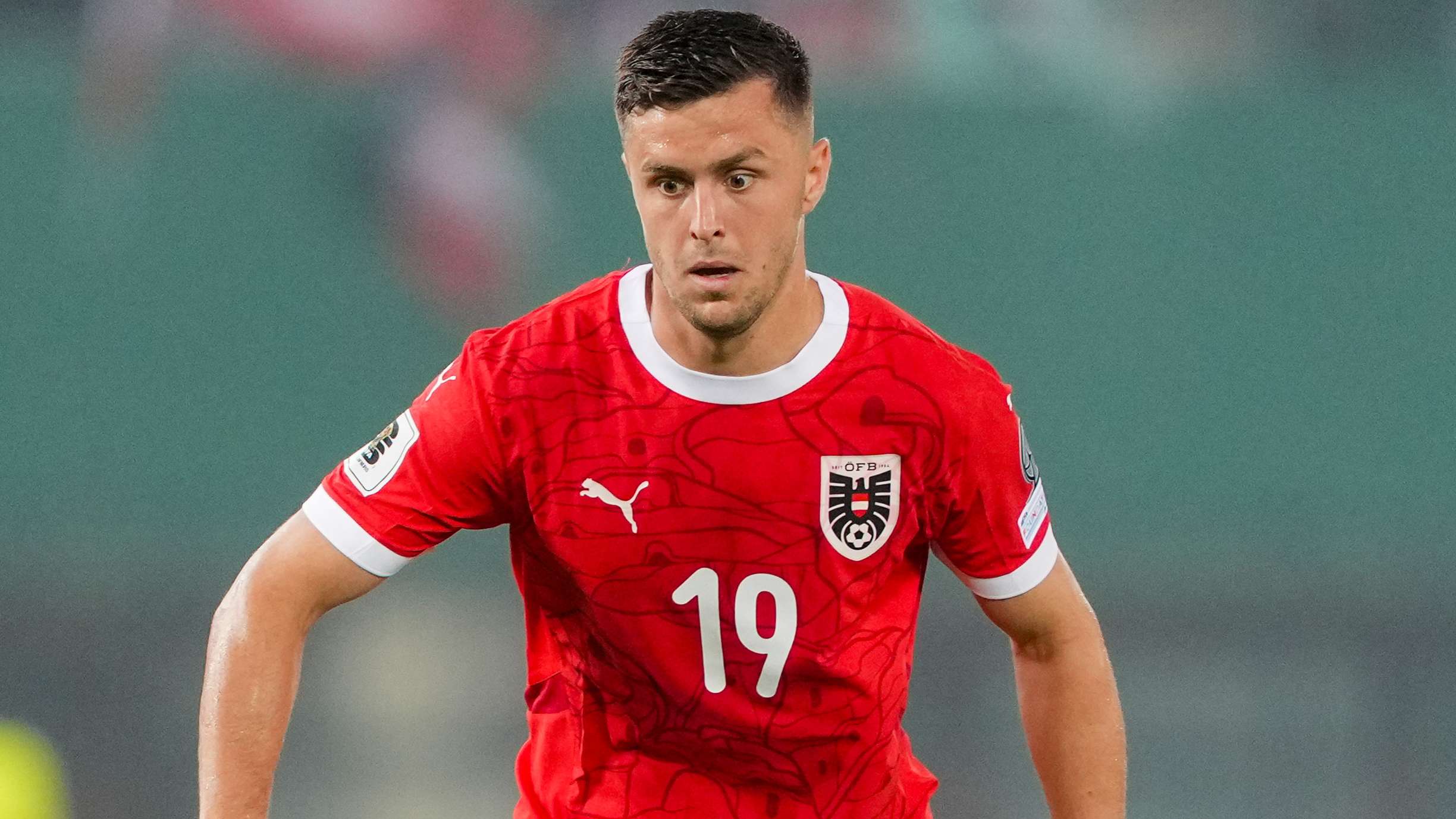 Crystal Palace enquire about Eze replacement  