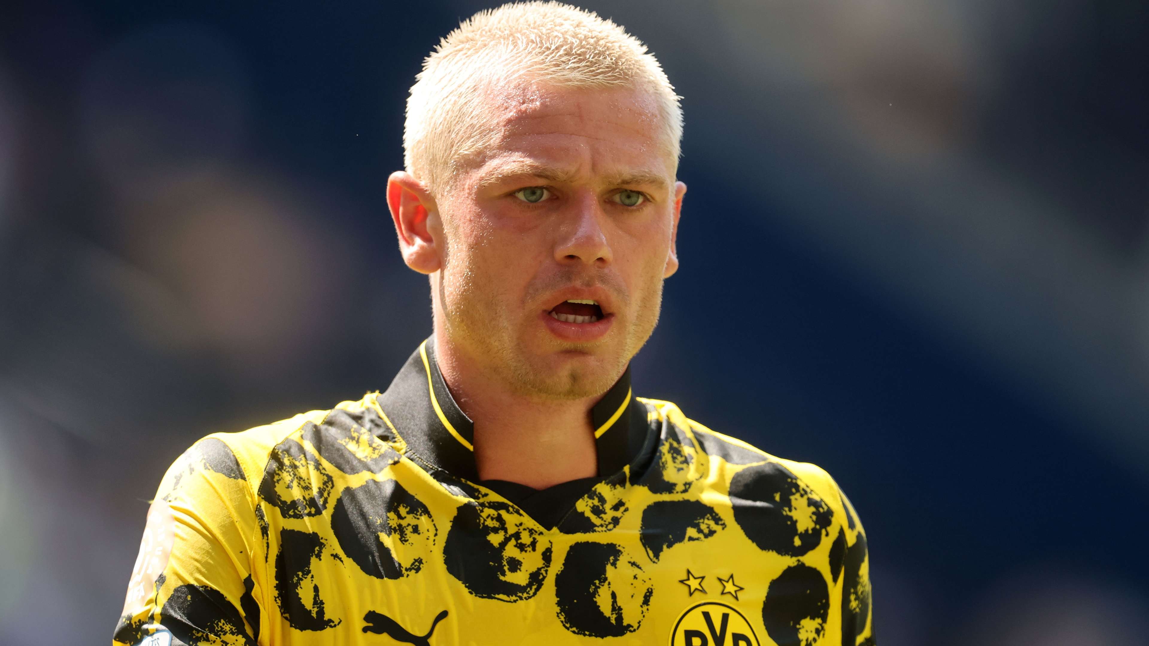 Dortmund star wanted by Premier League duo  