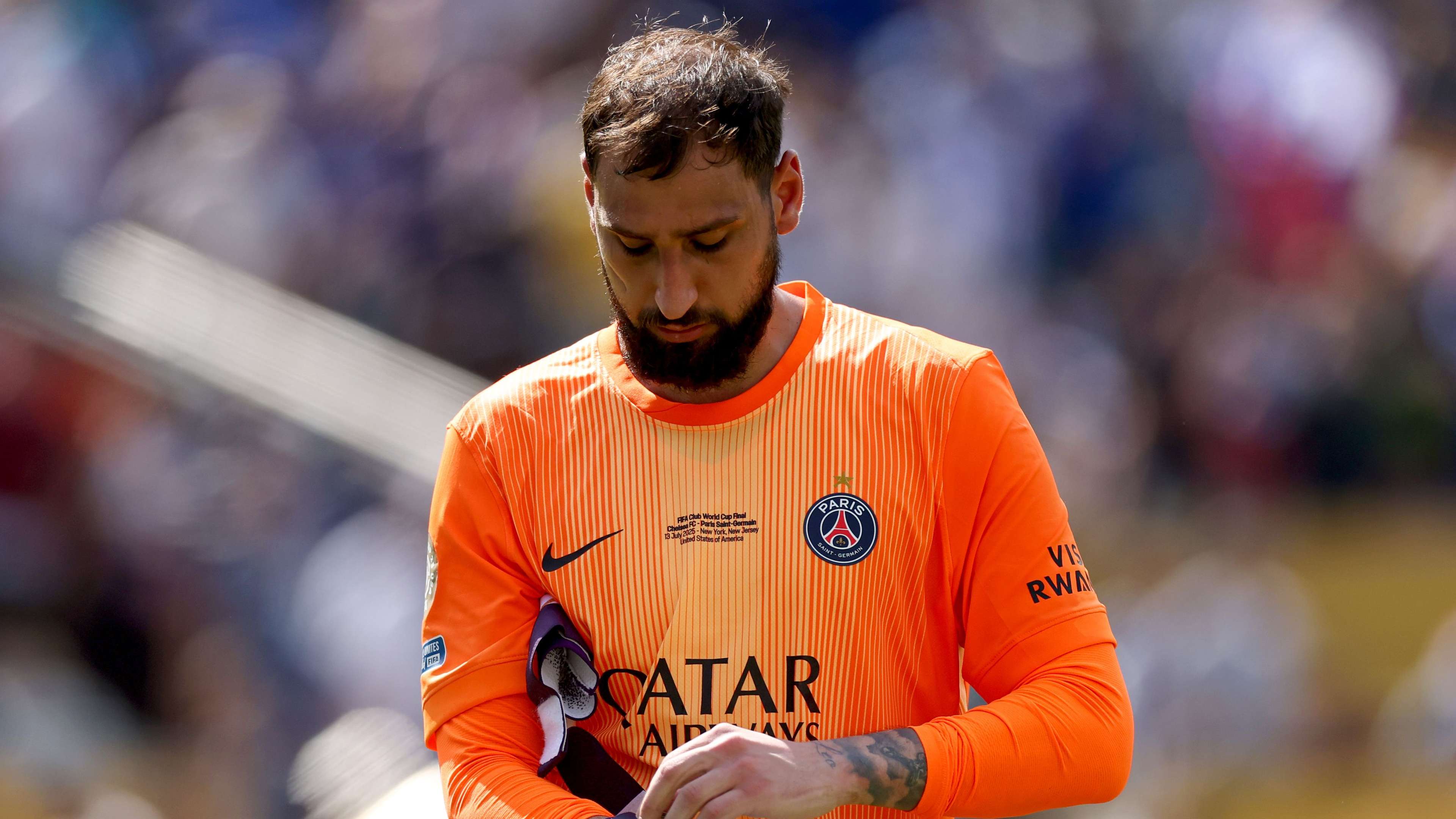 Donnarumma's agent threatens legal action against PSG  