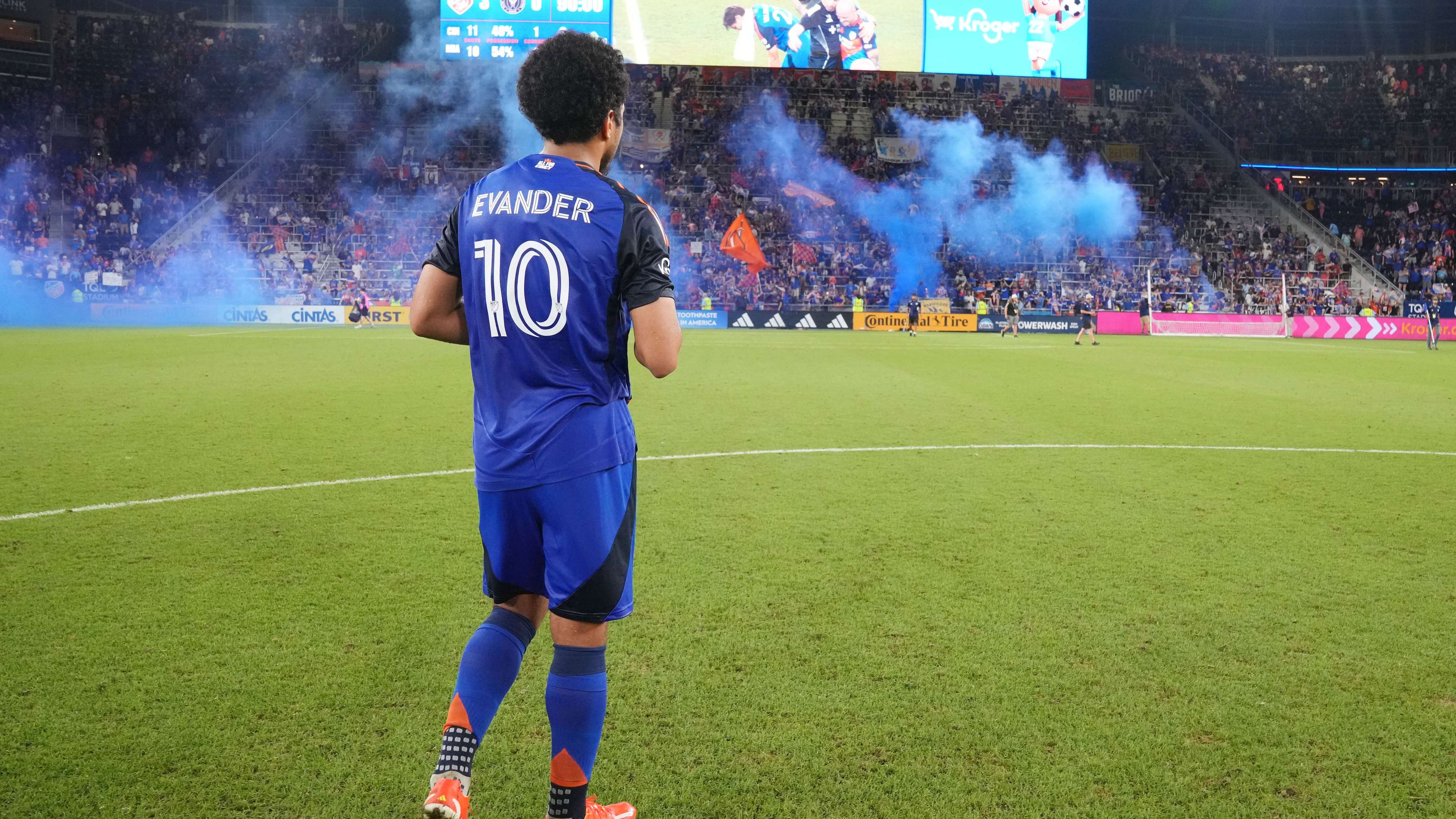 Lalas criticizes Brazil's reluctance to select MLS's Evander  