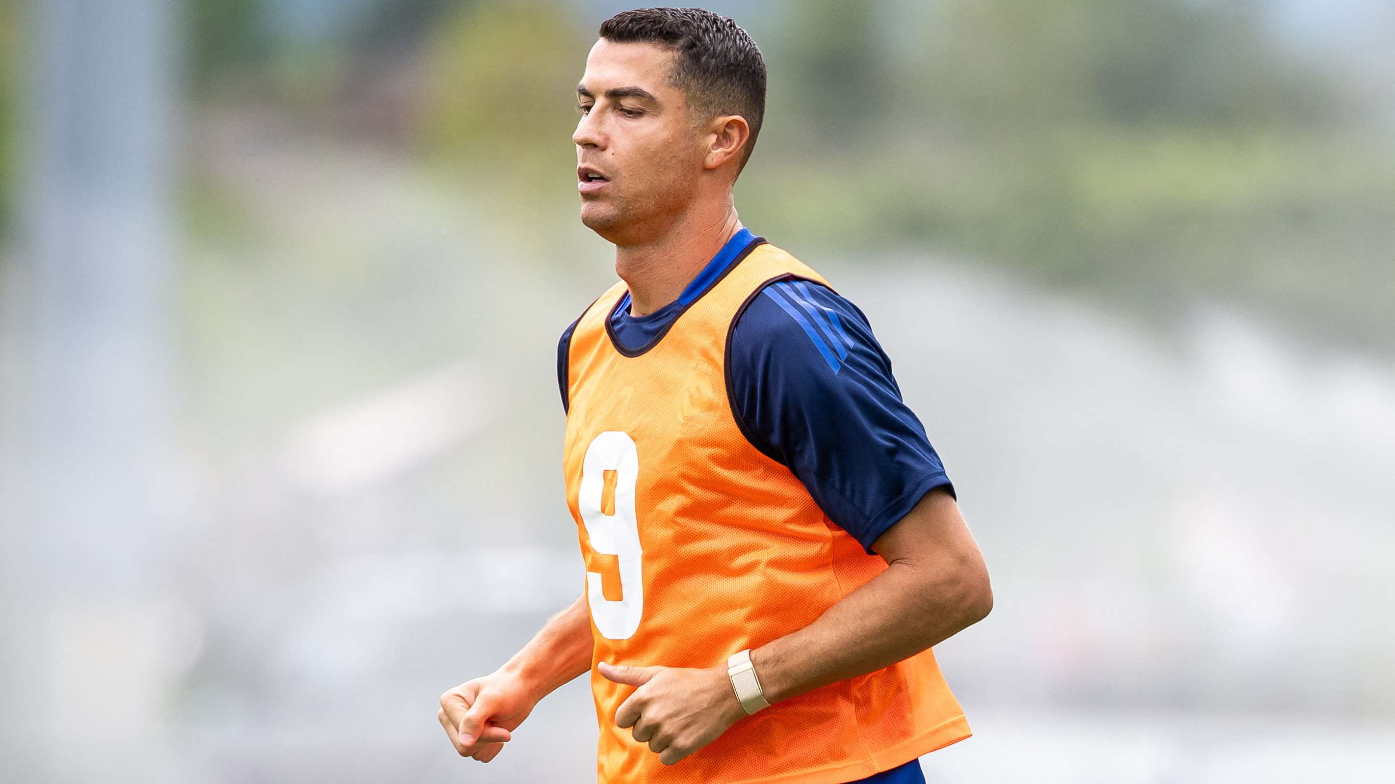 Ronaldo still loves a Siu - but why is he wearing No.9?!   Ronaldo still loves a Siu - but why is he wearing No.9?!