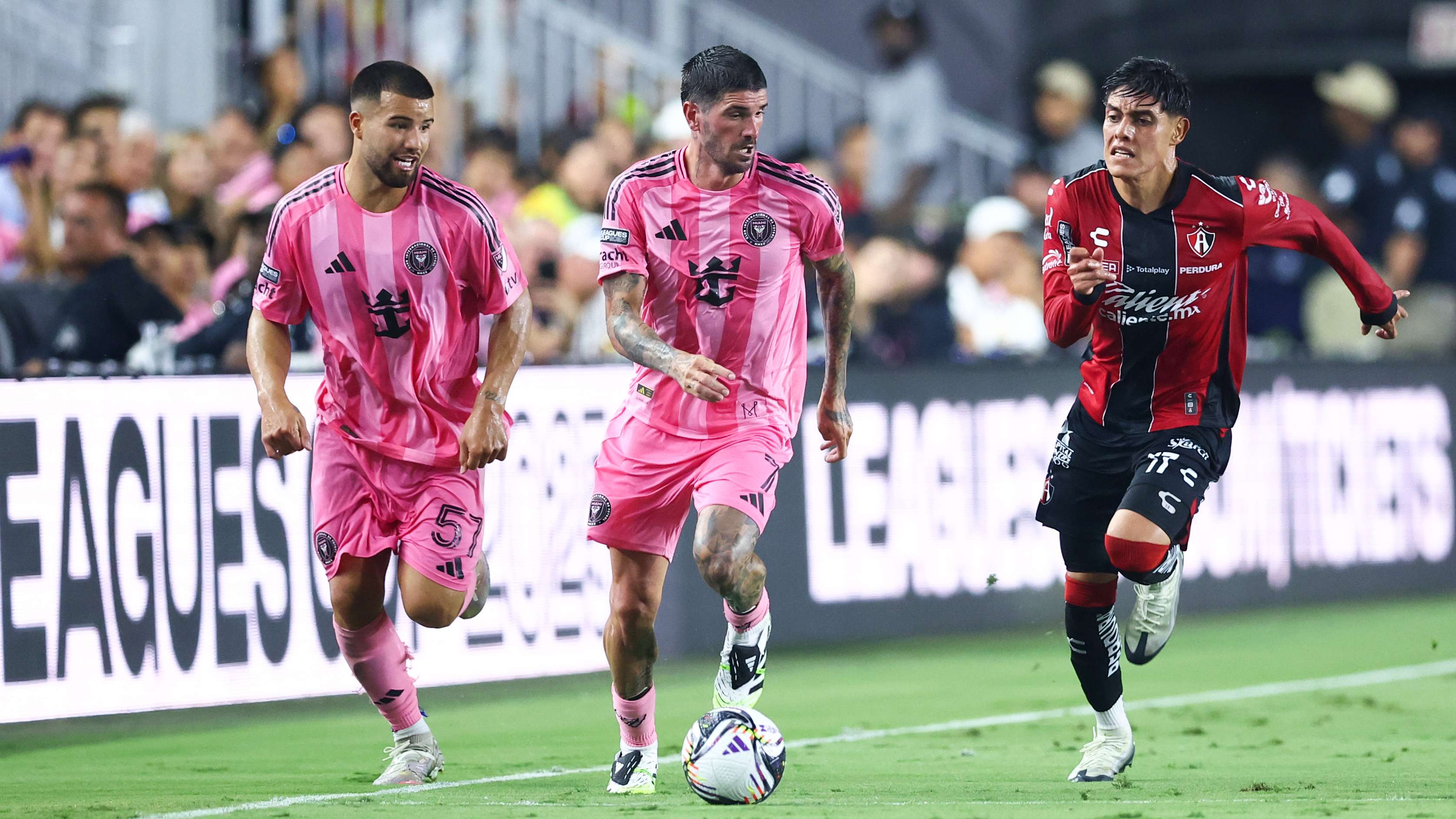 'I’m here to compete, to win titles' - De Paul on debut  