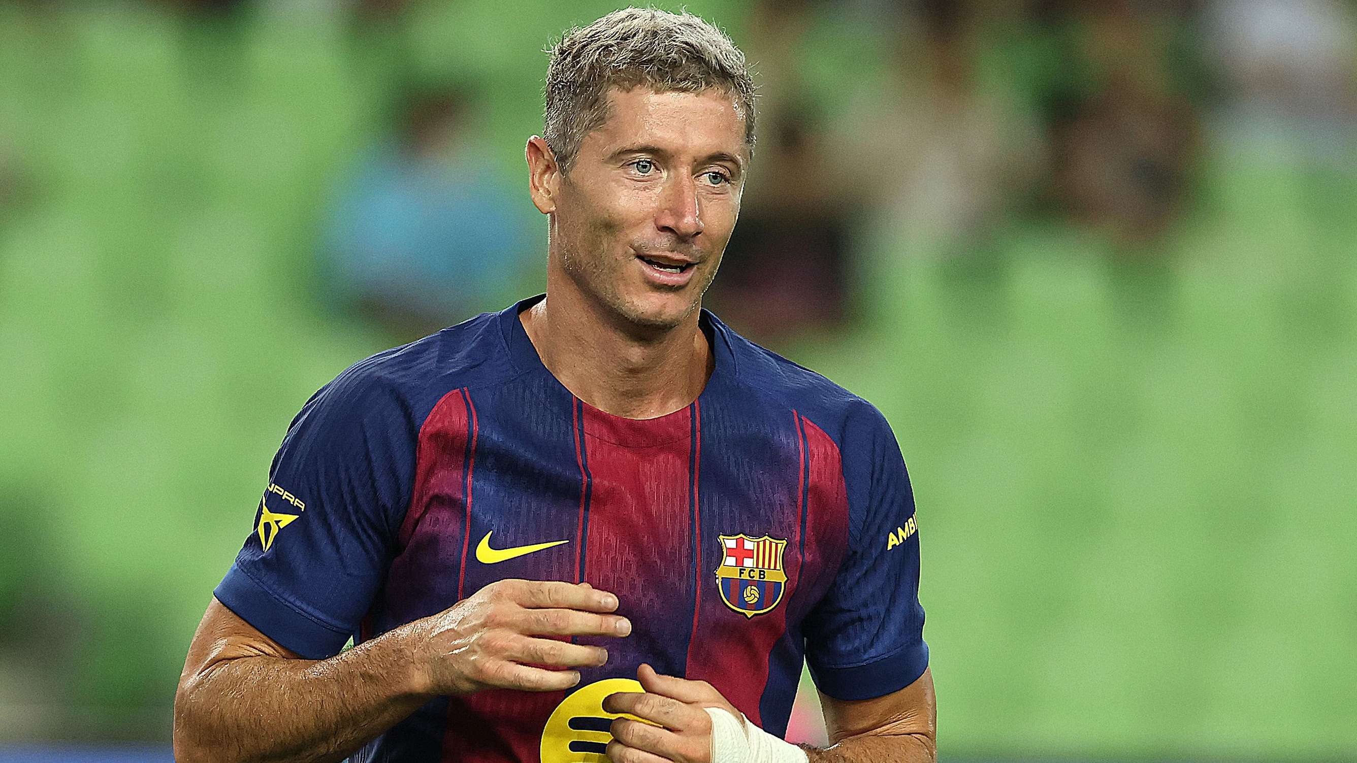 Lewandowski back in Barca training after injury recovery  