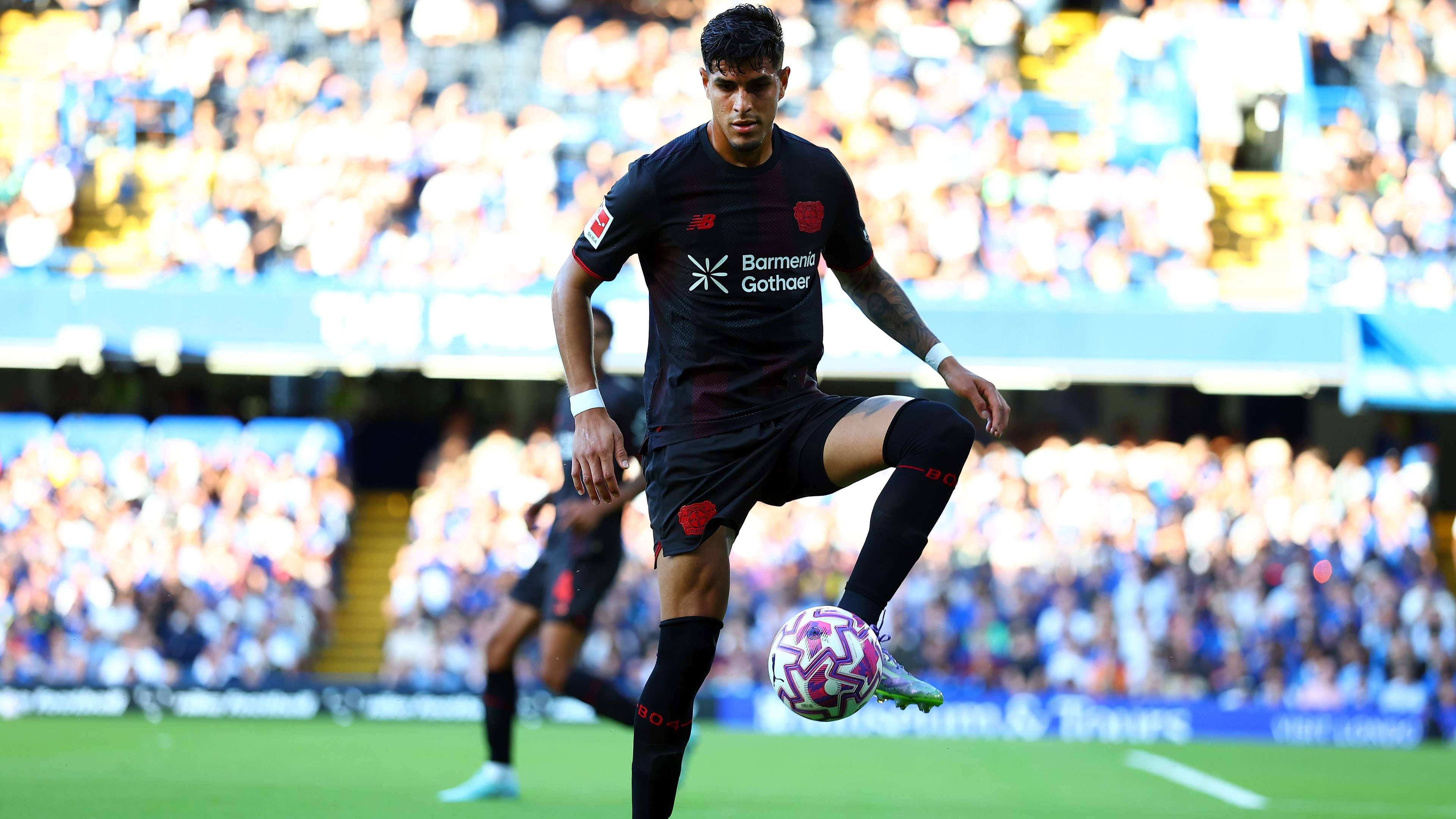 Arsenal make significant breakthrough in bid to sign Leverkusen star Hincapie  