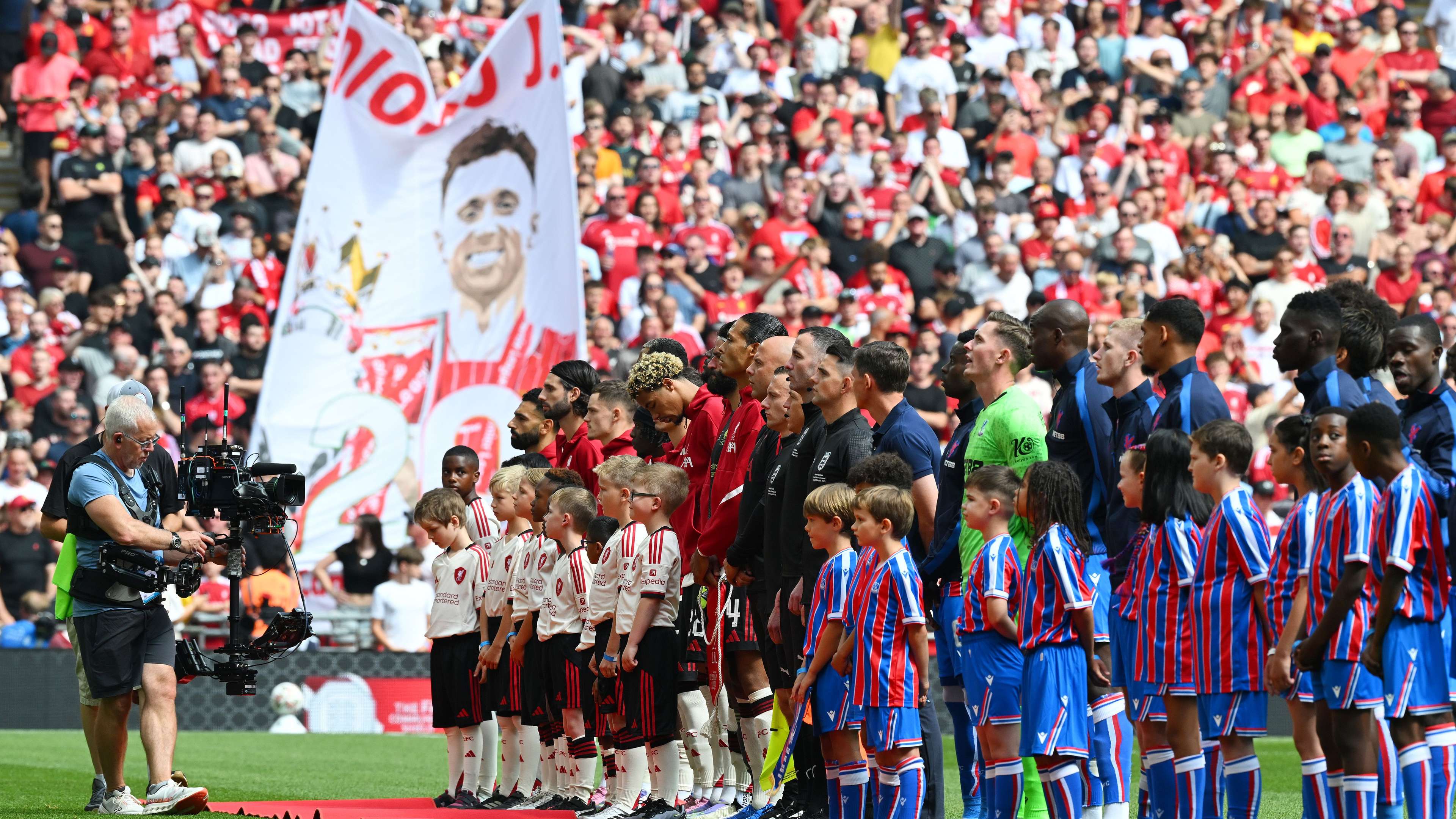 Why Crystal Palace fans booed minute's silence for Jota at Wembley   Why Crystal Palace fans booed minute's silence for Jota at Wembley