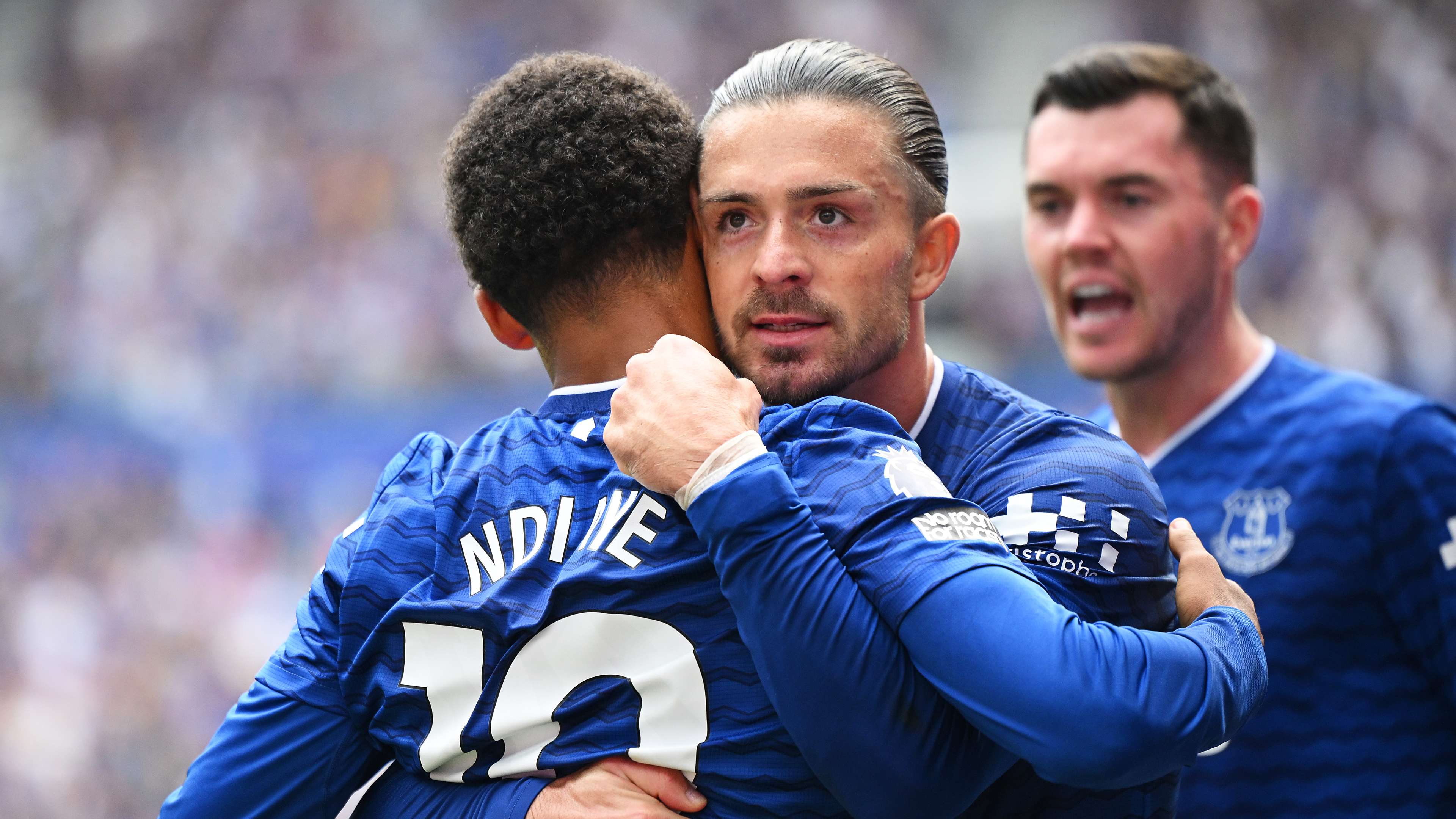 📽️ | Grealish helps Everton make history with super assist for Ndiaye  