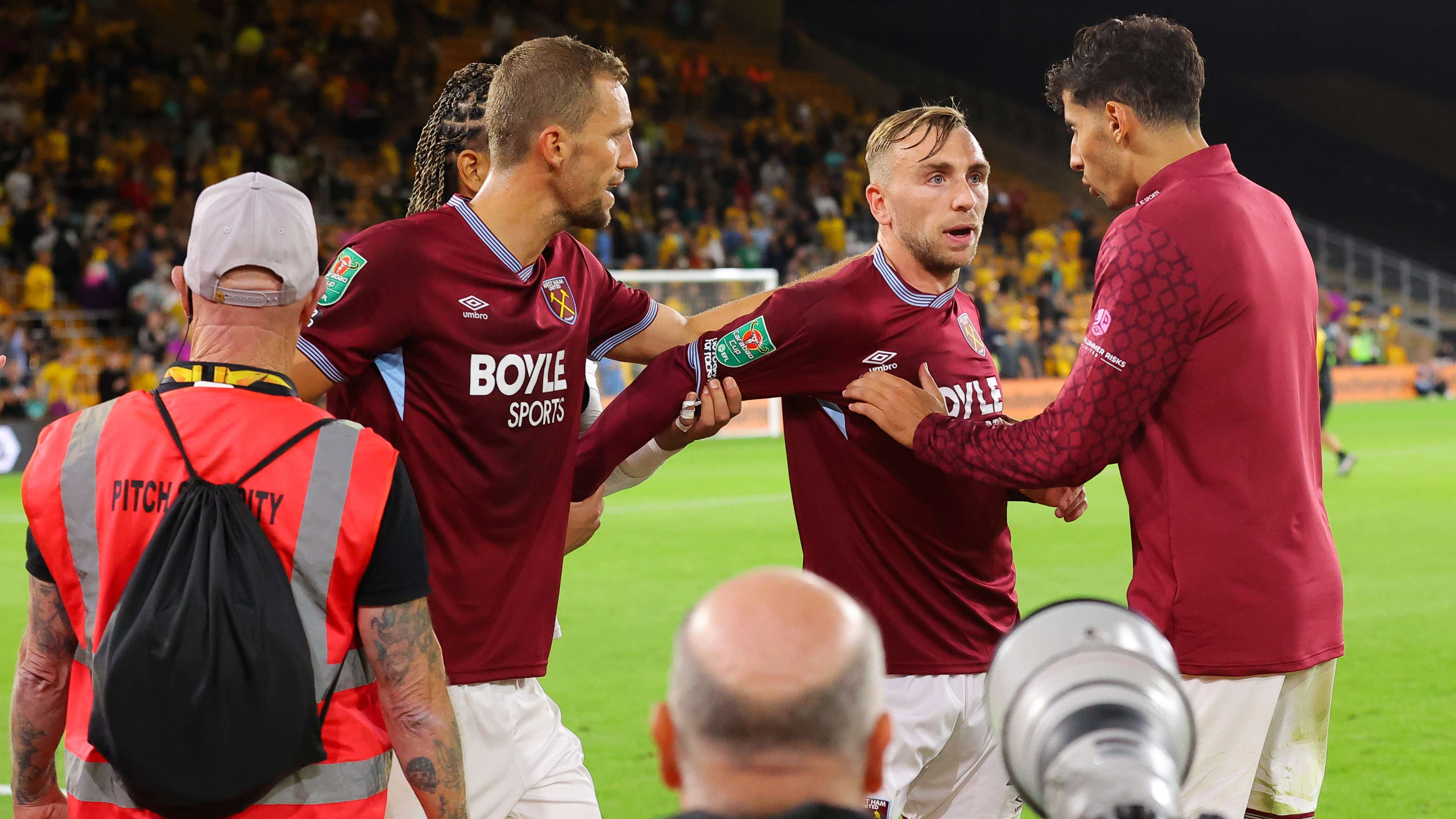 Bowen apologises for furious outburst at West Ham fan  