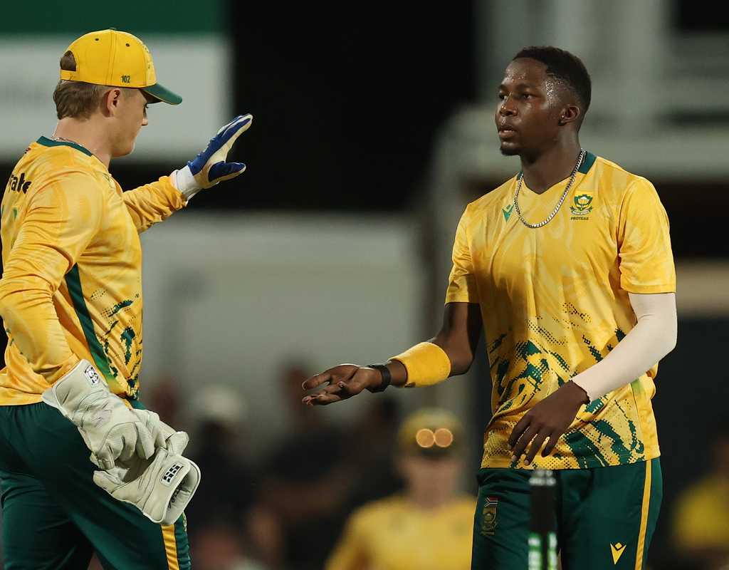 Confident Kwena, magical Maphaka   Confident Kwena, magical Maphaka