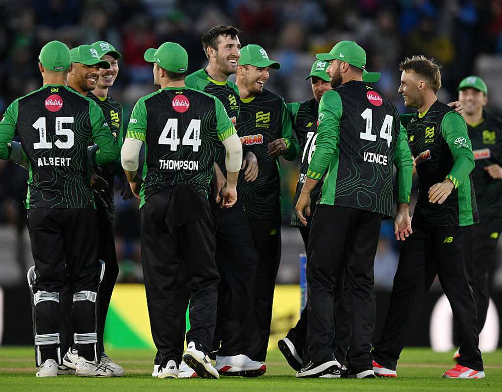 Roy, Overton condemn Welsh Fire to bottom spot  