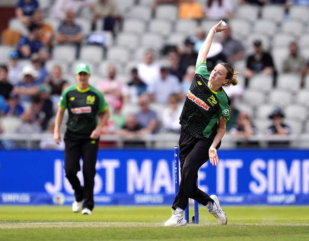 Bell, Wolvaardt star as Brave cruise past Originals in opener  