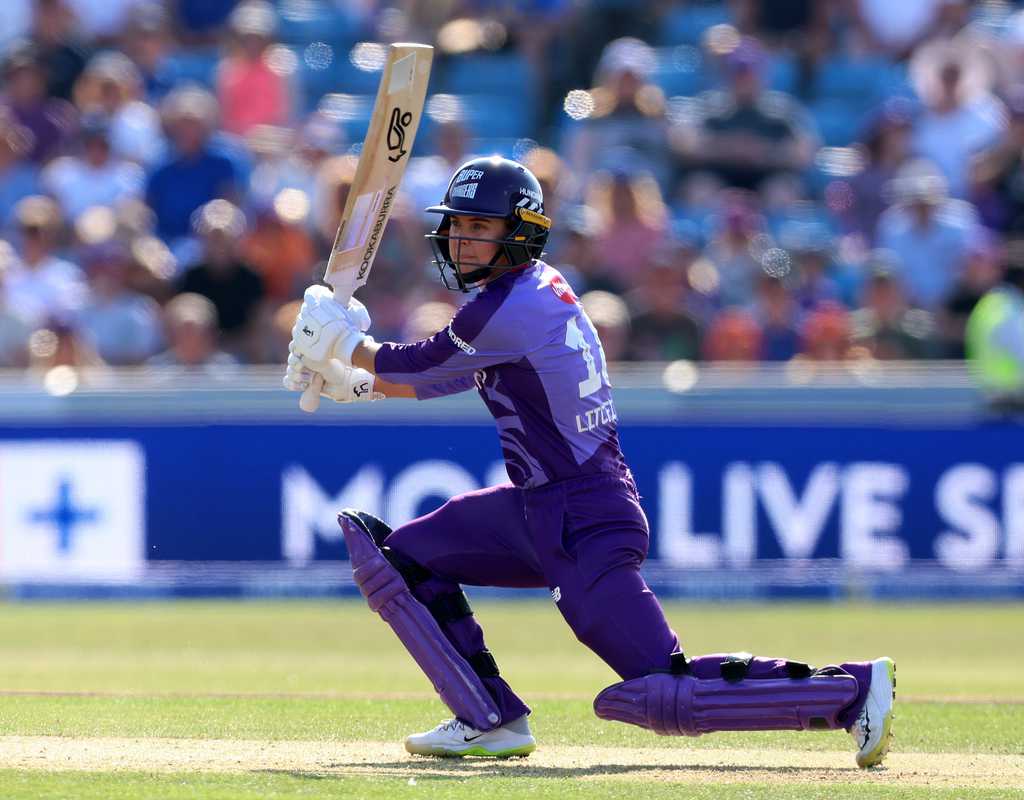 Superchargers condemn Phoenix to third straight defeat  