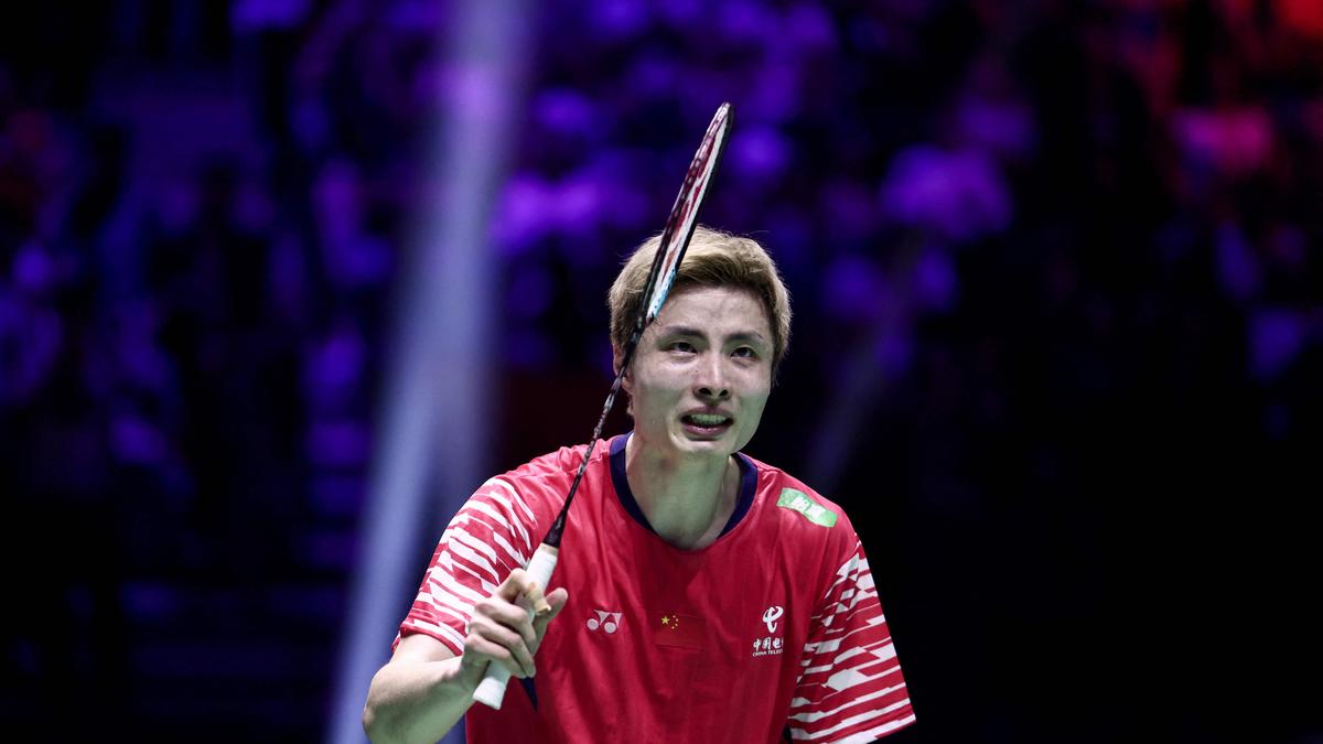 BWF World Championships: Shi downs Kunlavut to win first world title, Yamaguchi takes women’s crown  