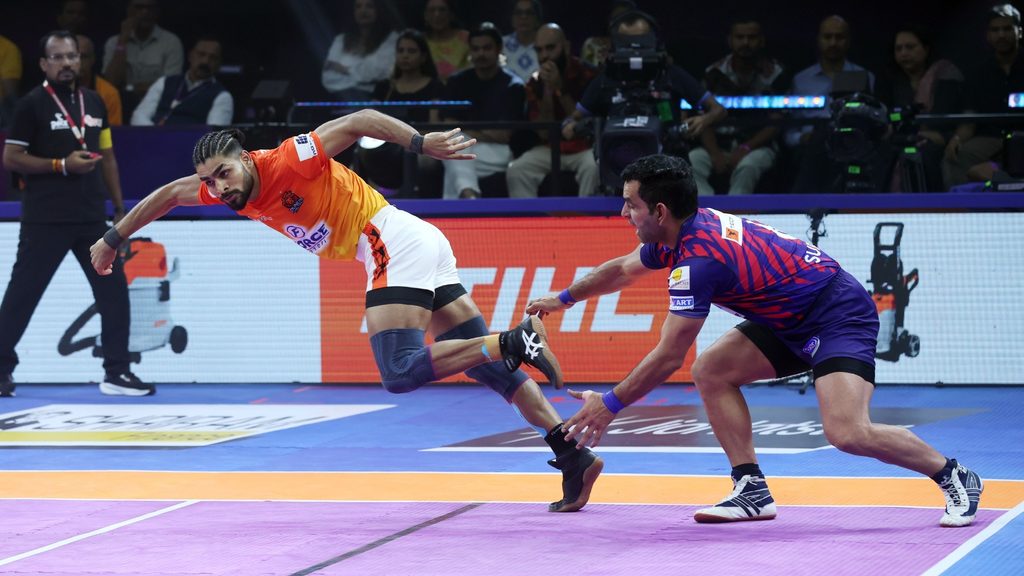 First-ever Golden Raid in PKL history sees Ashu Malik seal thrilling win for Dabang Delhi K.C. against Puneri Paltan  