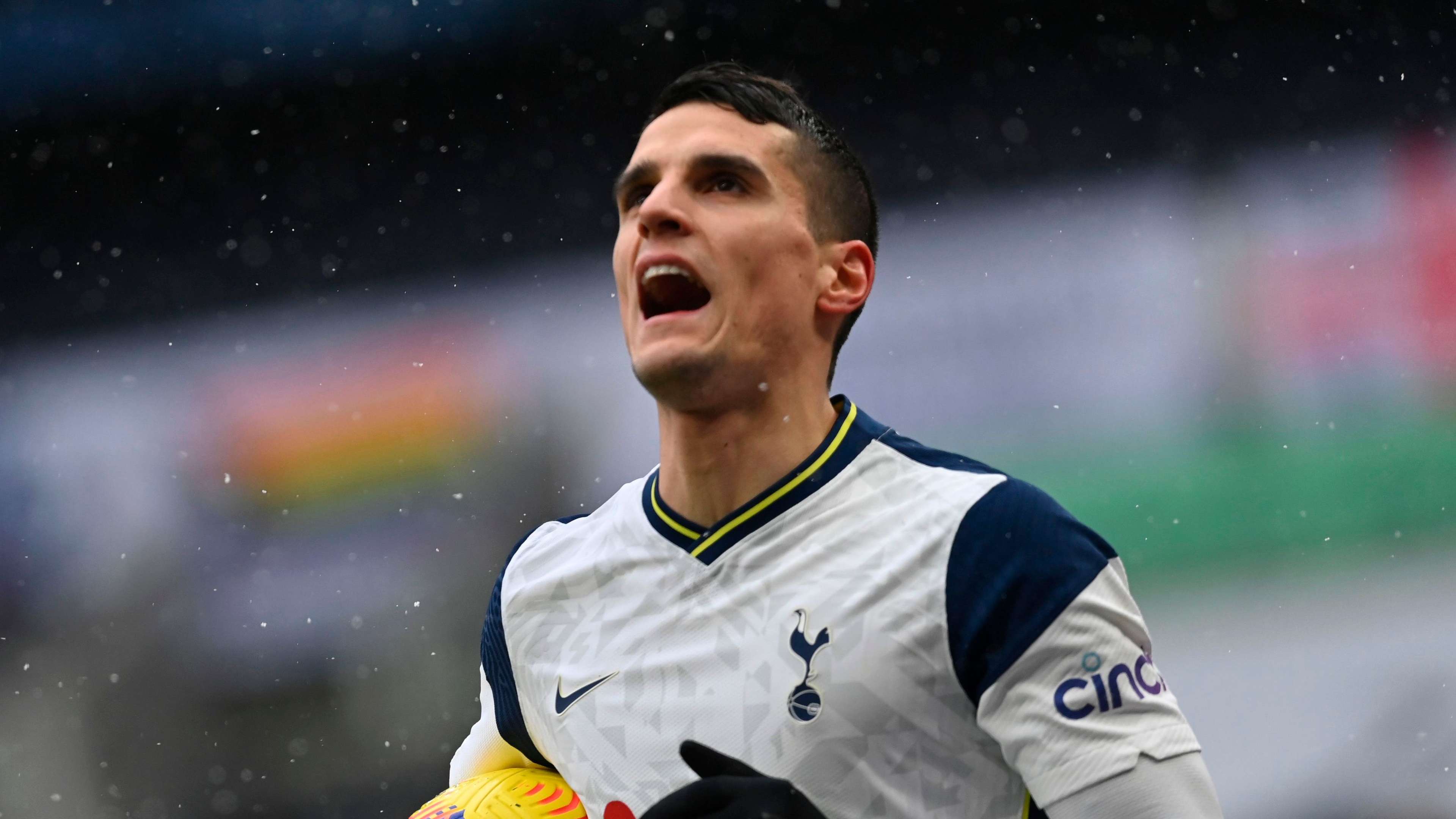 Ex-Spurs star opens up on 11-year struggle that forced him to retire  