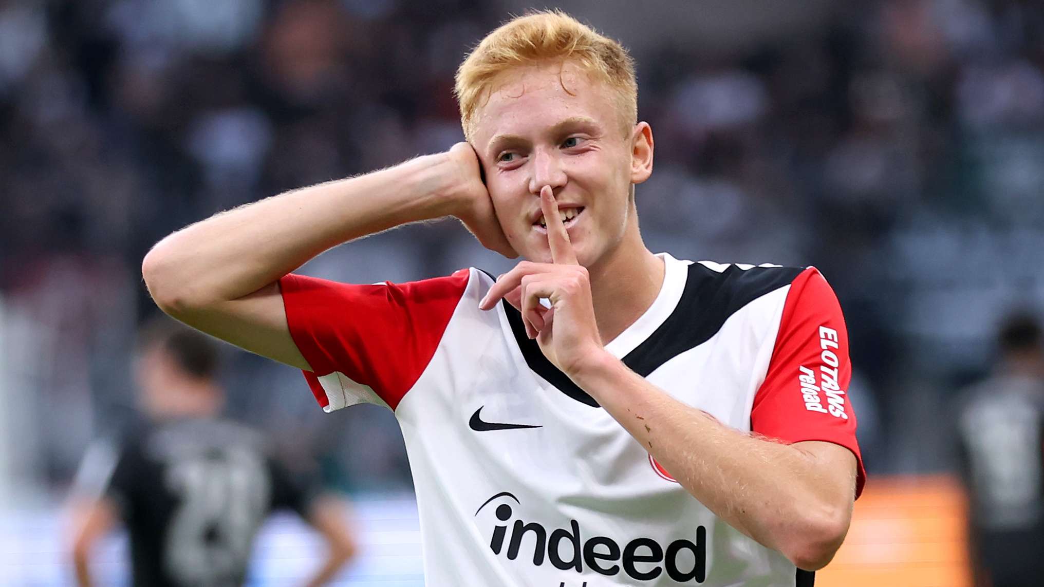 'My mum scolded me!' - Saudi offer lands Frankfurt star in trouble  