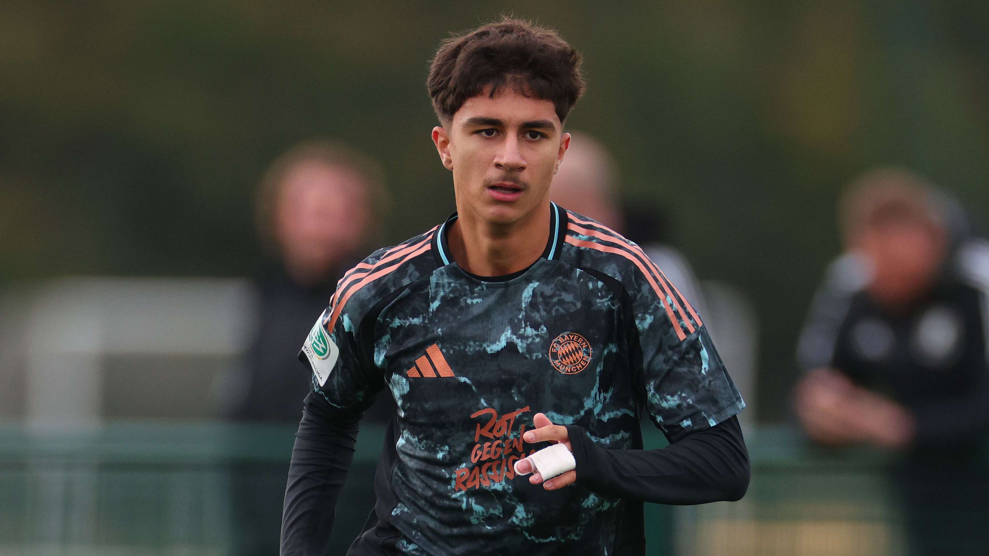 Bayern fear another young star will bail on Kompany & Co  