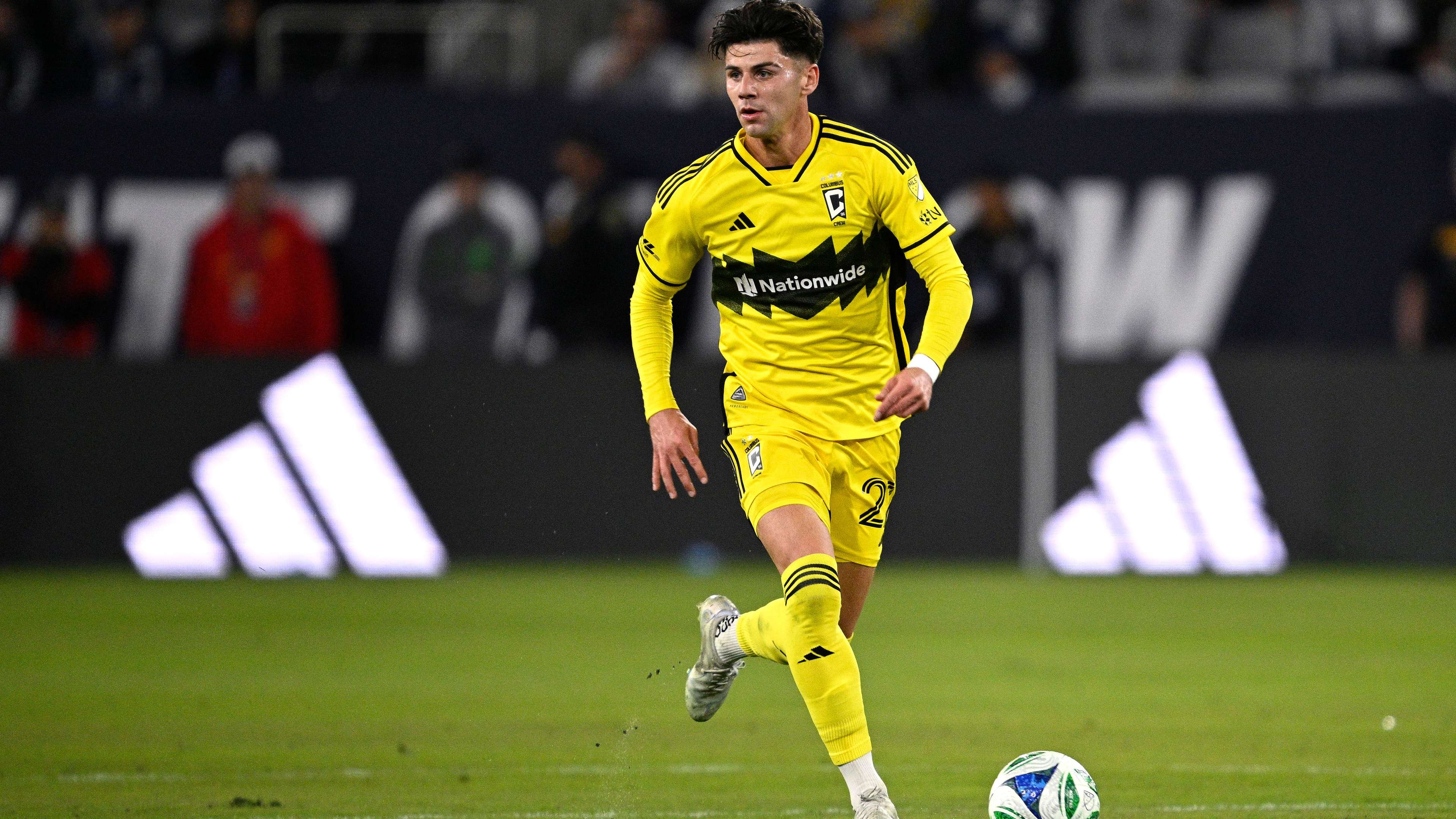 Arfsten reportedly extends Crew deal after Middlesbrough links  