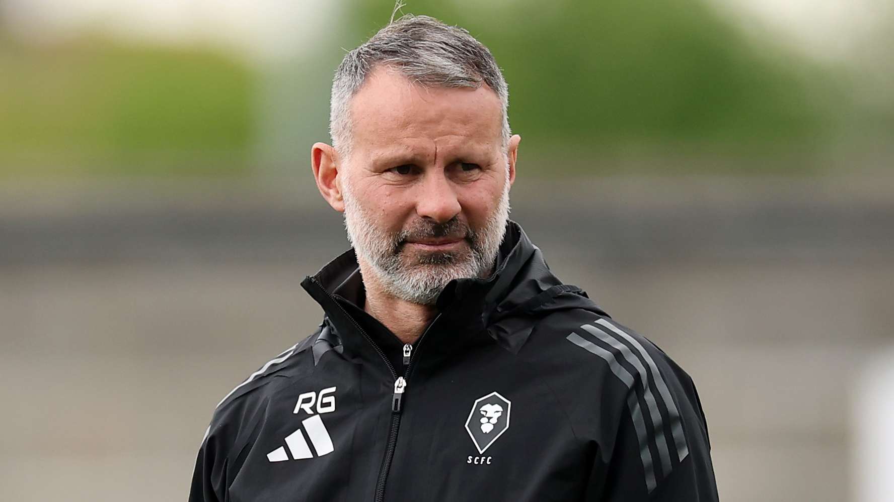 Man Utd icon Giggs LEAVES Salford and seeks managerial return  