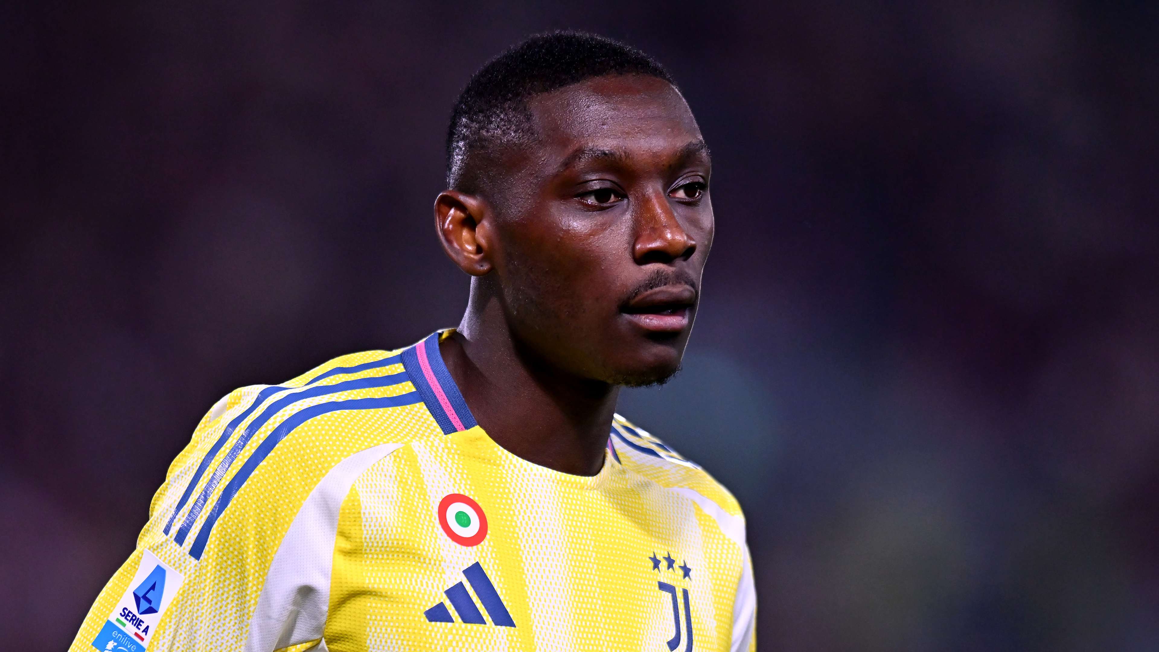 Tottenham agree surprise Kolo Muani loan deal  