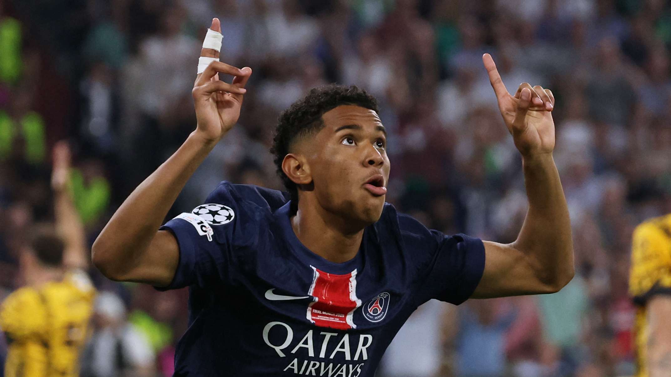 Chelsea & Man City eye PSG wonderkid after Spurs' offer rejected  