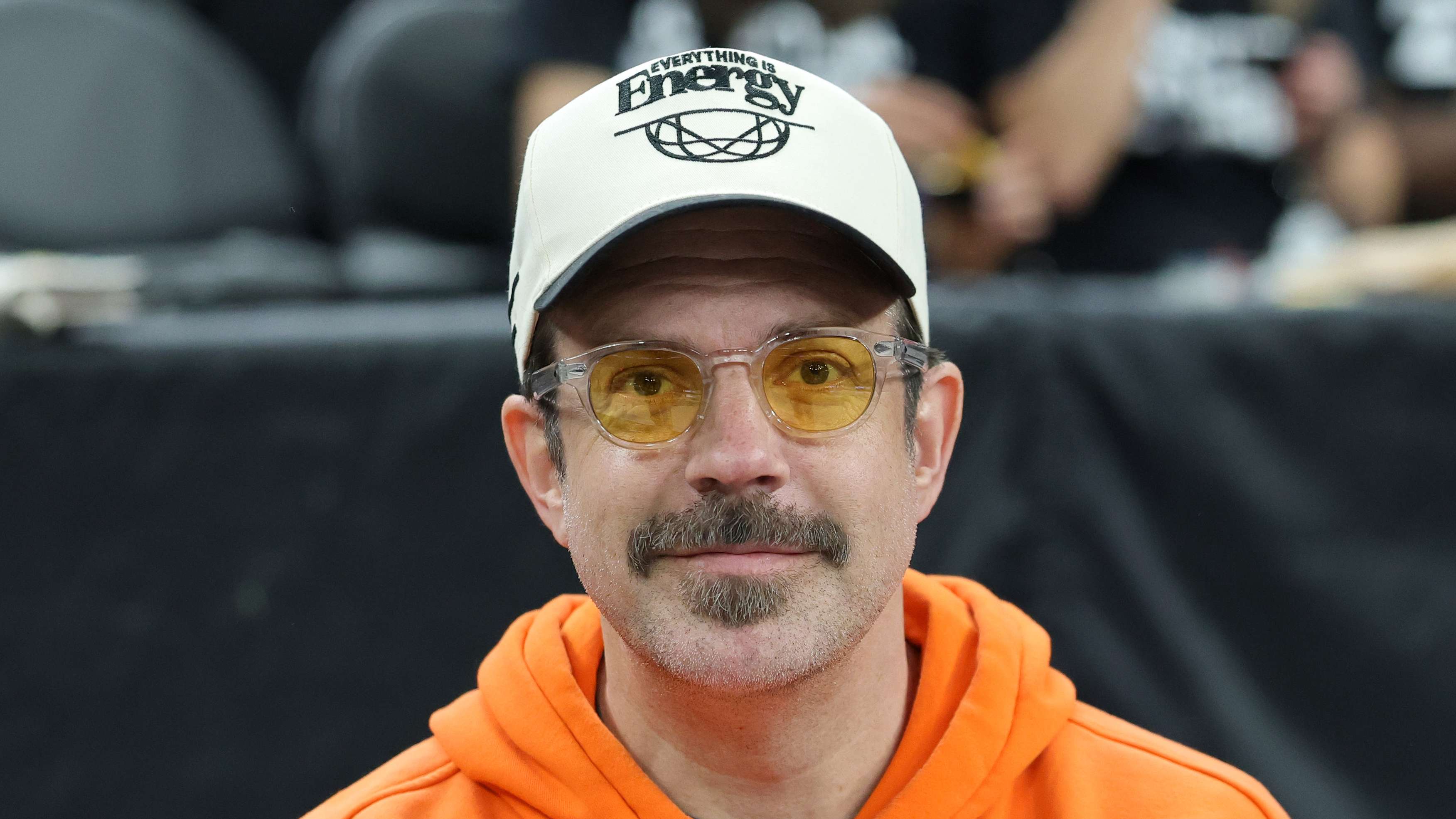 📽️ | Ted Lasso and Coach Beard spotted at Emirates  