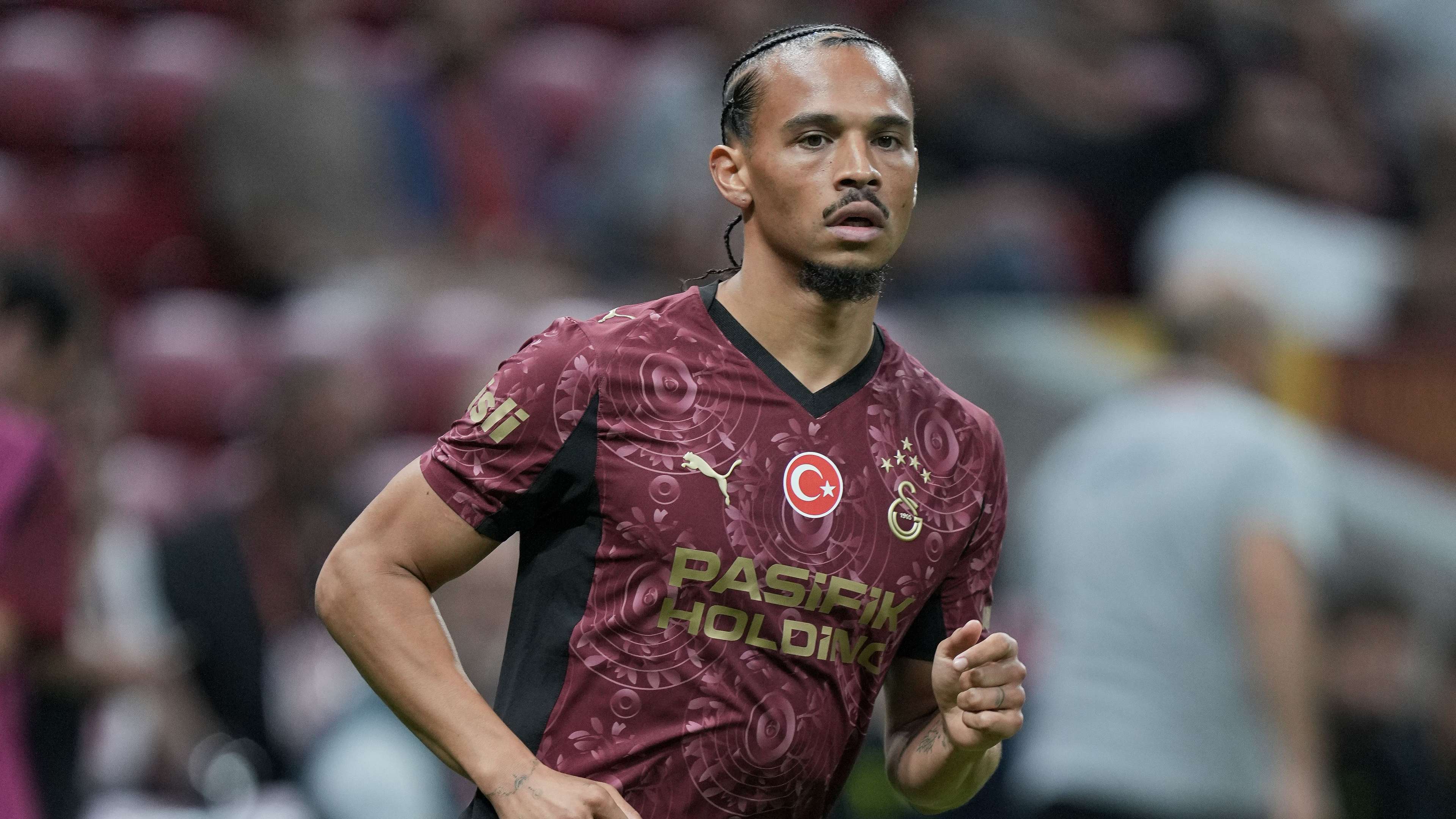 Why do Galatasaray have five stars over their club badge?  