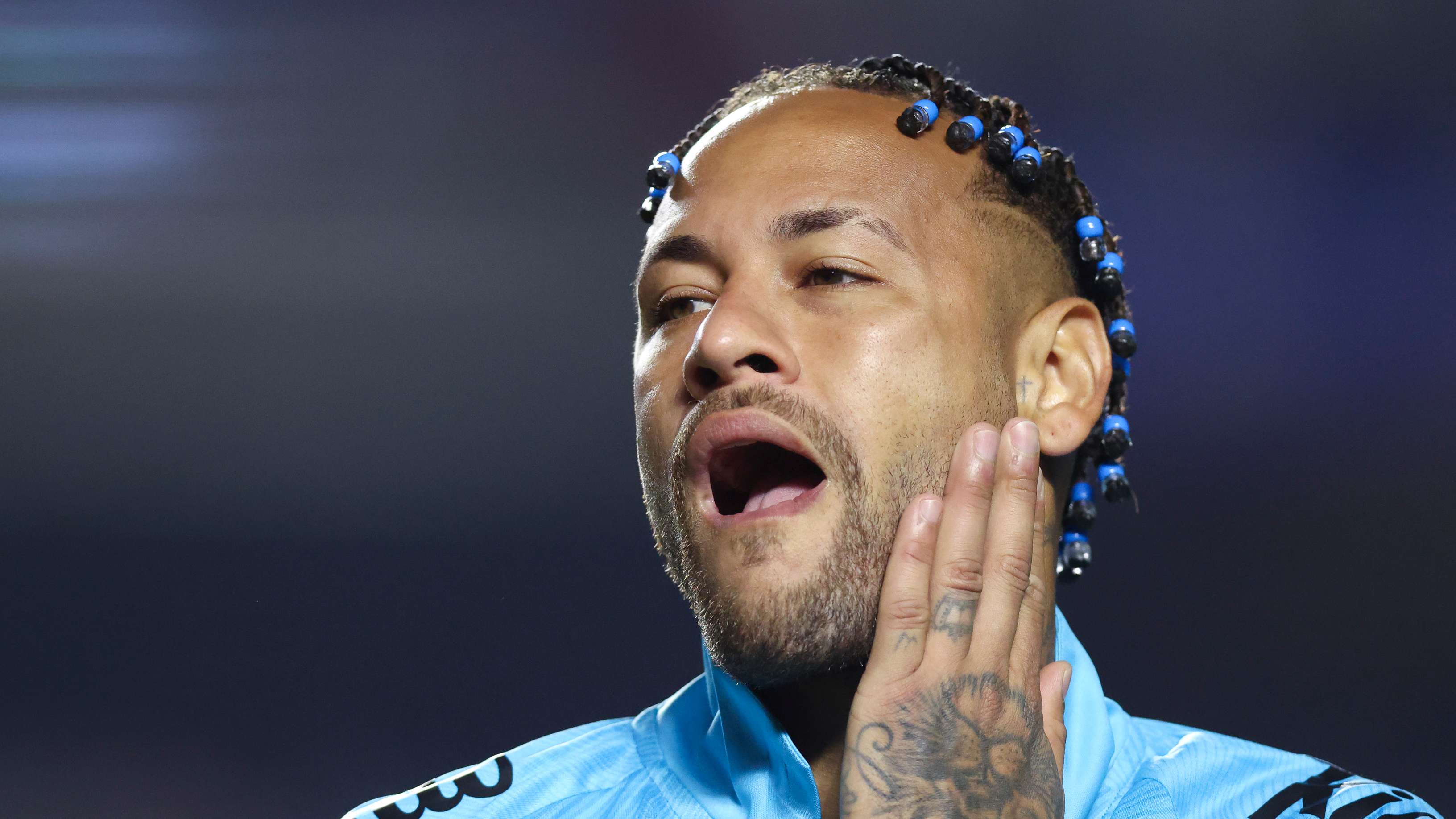 Santos share contradictory Neymar fitness update to Brazil  