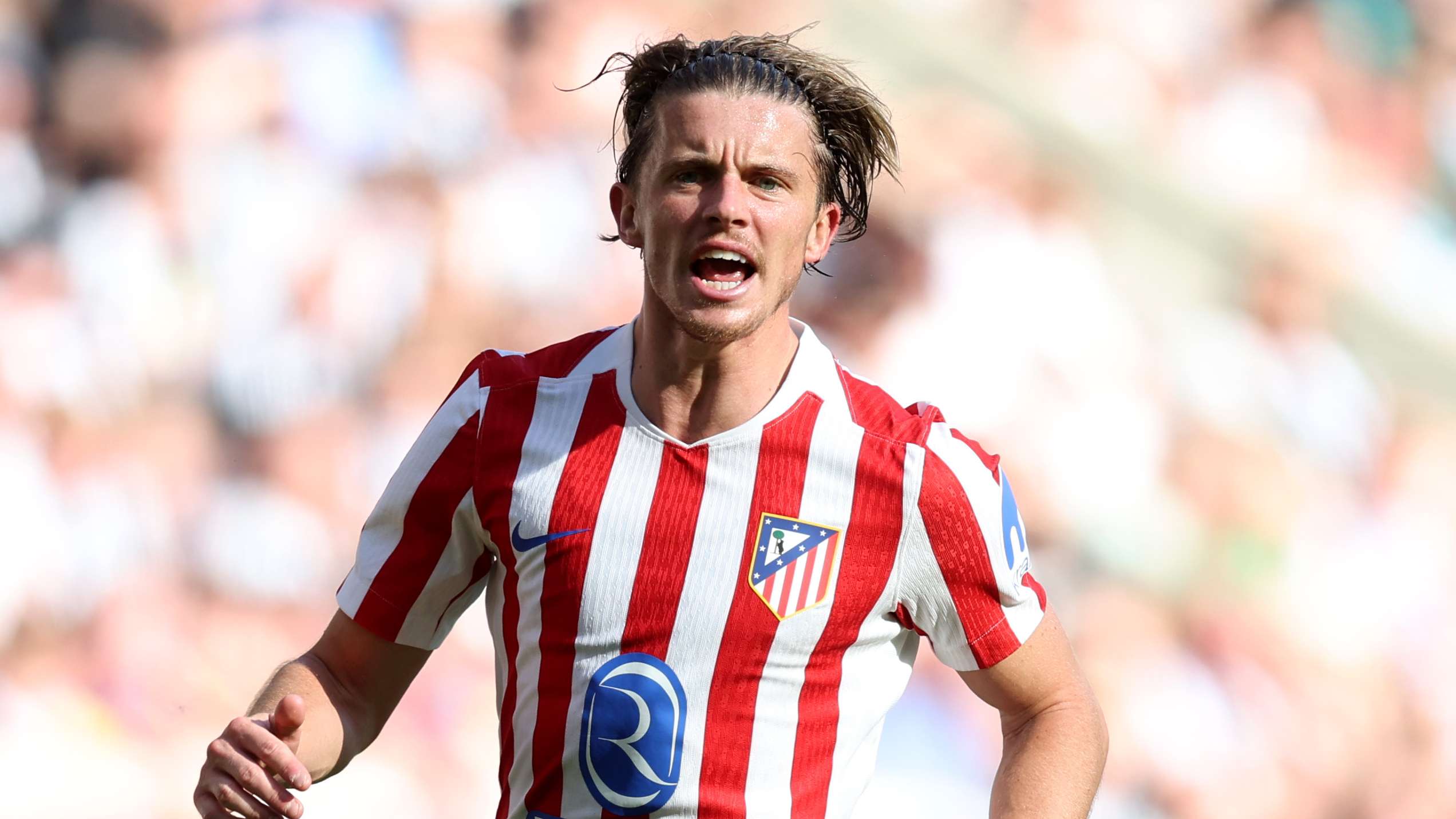 Transfers LIVE: Man Utd miss out on Gallagher  