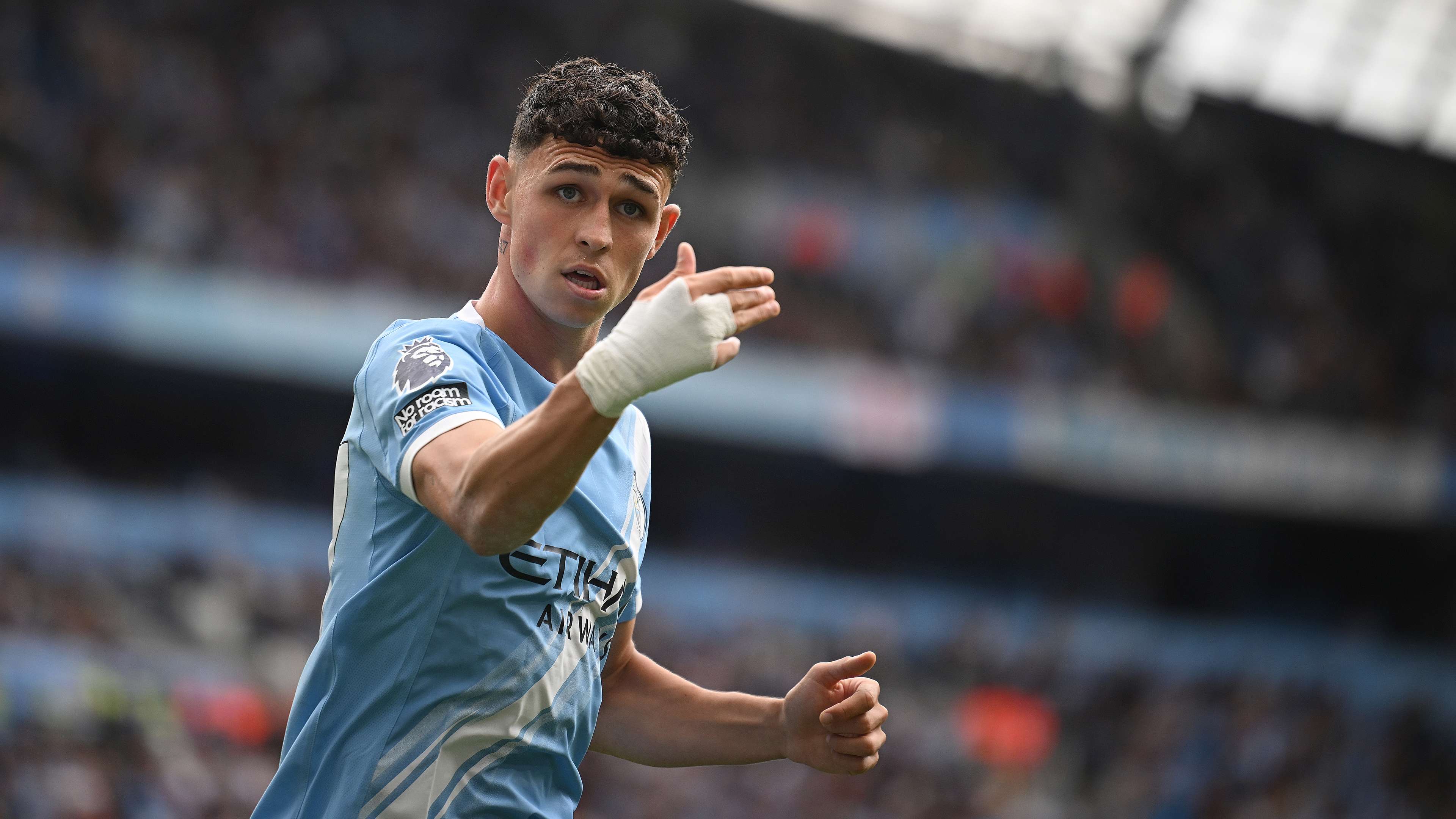 Guardiola 'desperate' for Foden to find form for Man City  