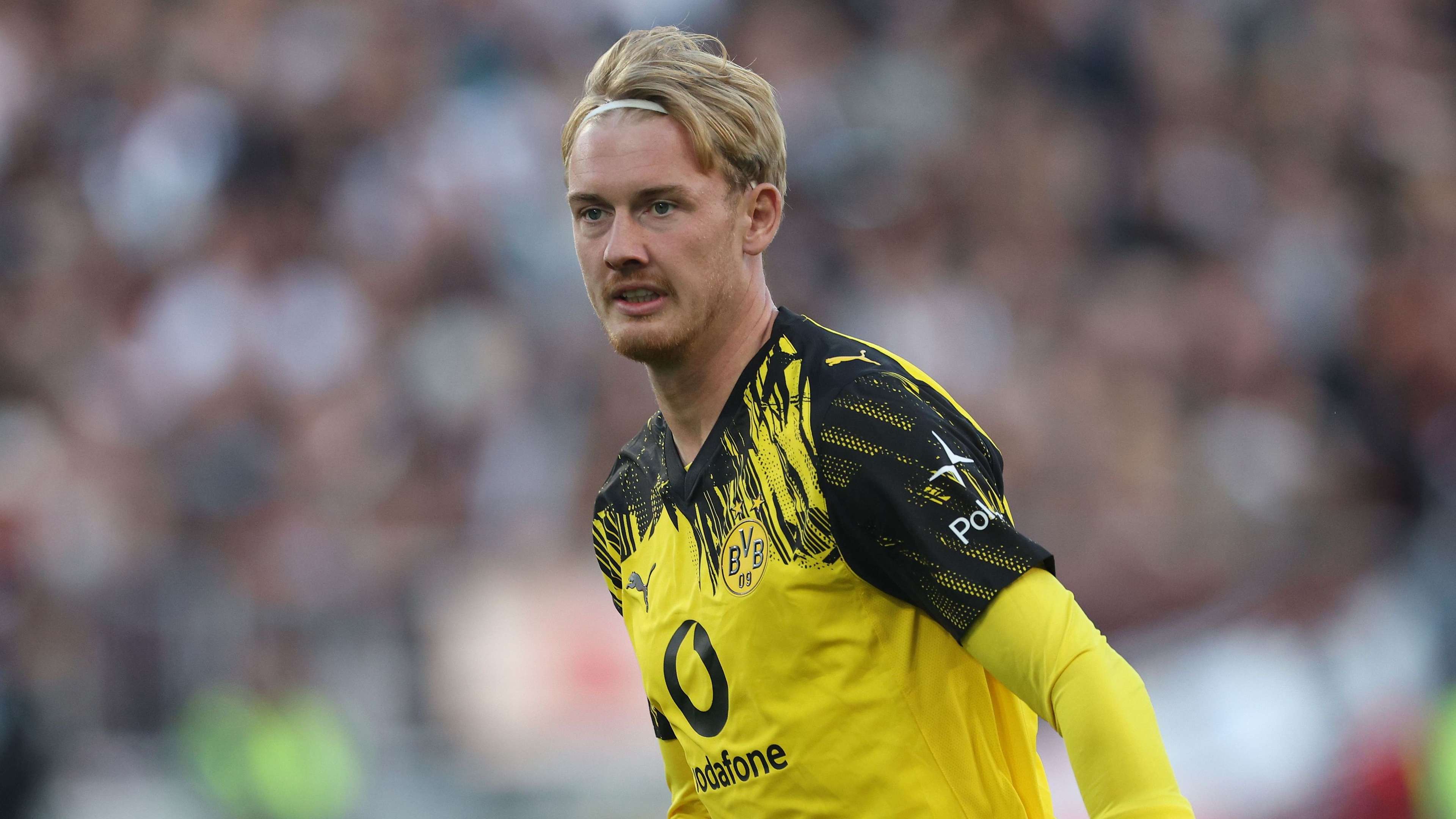 Dortmund hit with injury blow as Brandt undergoes surgery  