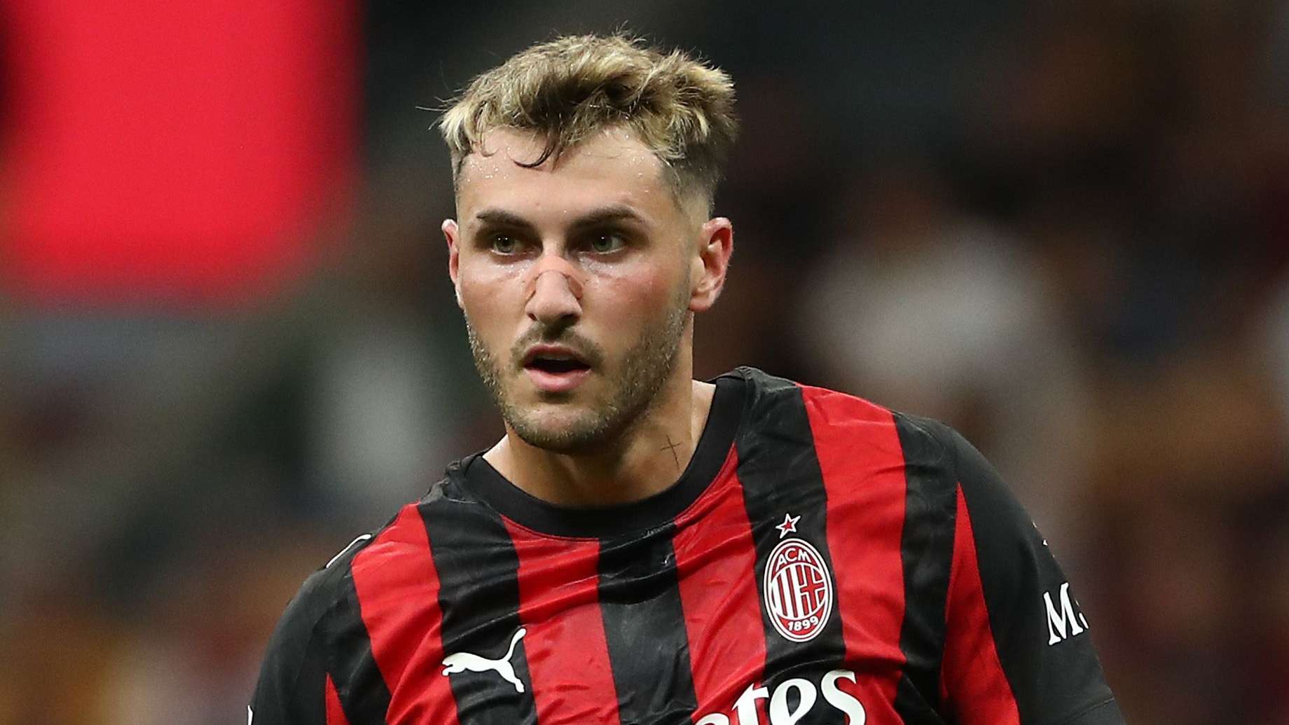 'Makes no sense!' - Gimenez's father slams Milan for transfer confusion  