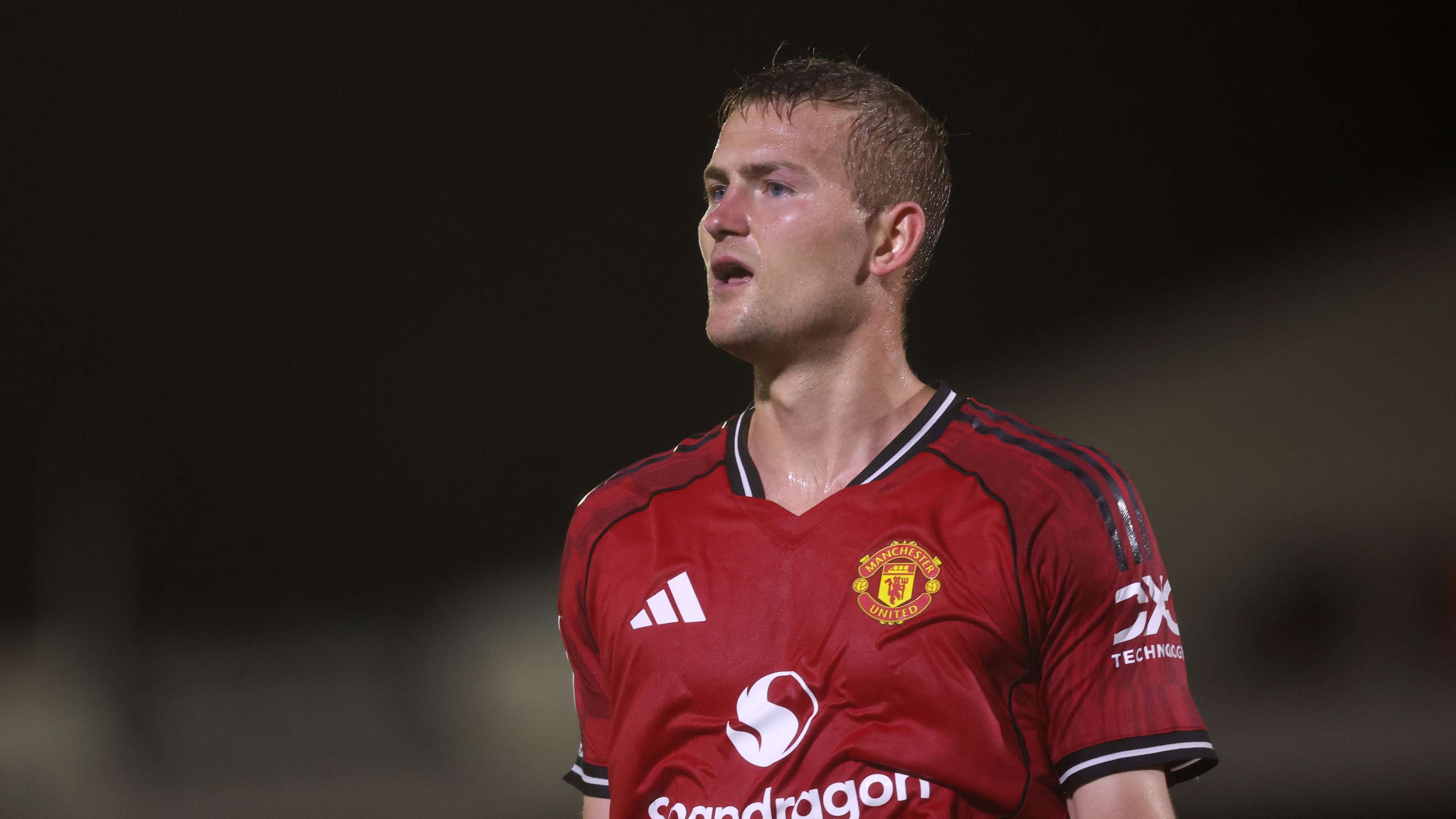 De Ligt reveals Man Utd dressing room's reaction to Grimsby loss De Ligt reveals Man Utd dressing room's reaction to Grimsby loss