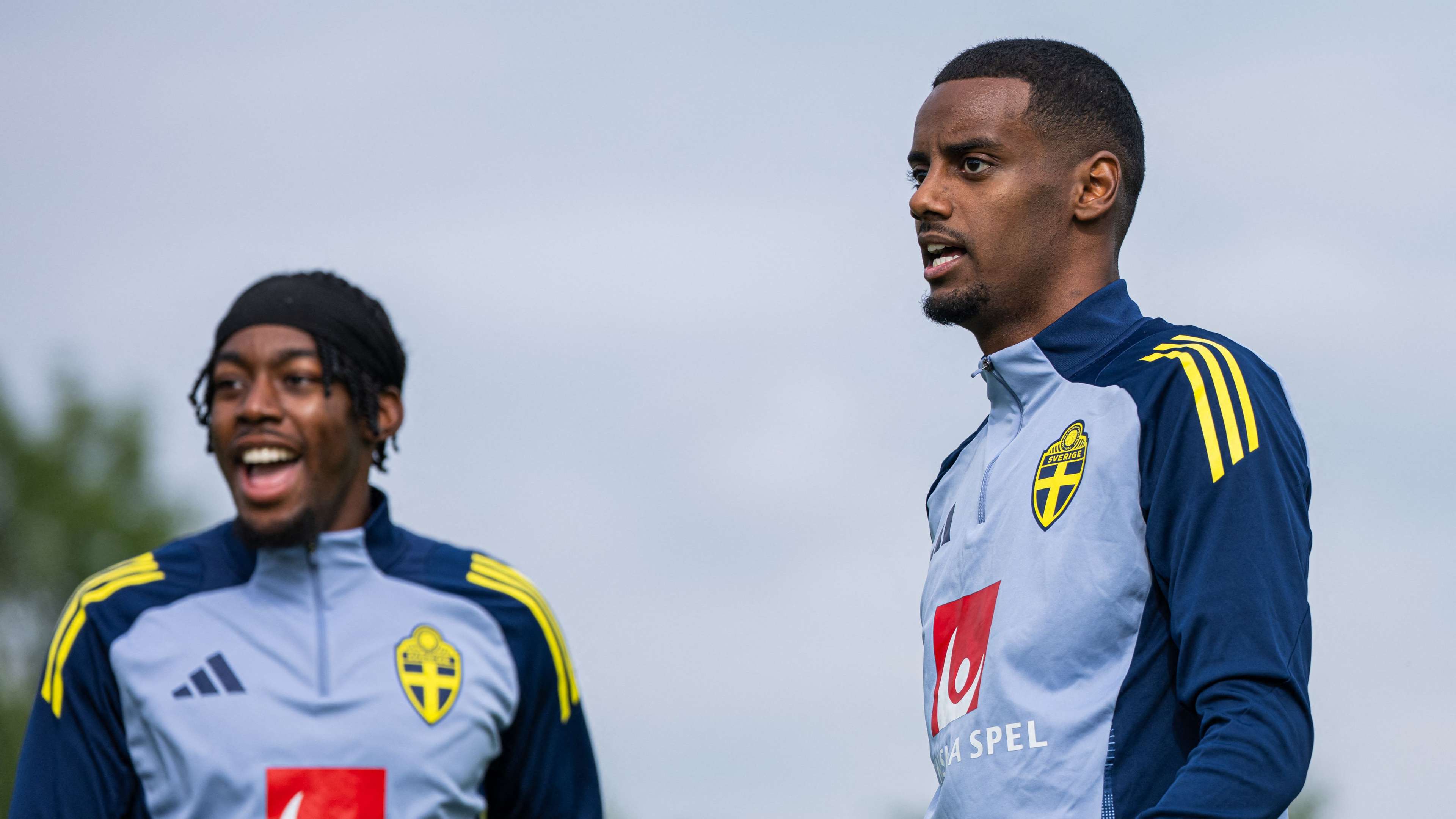 Elanga lifts lid on Newcastle response to Isak exit Elanga lifts lid on Newcastle response to Isak exit