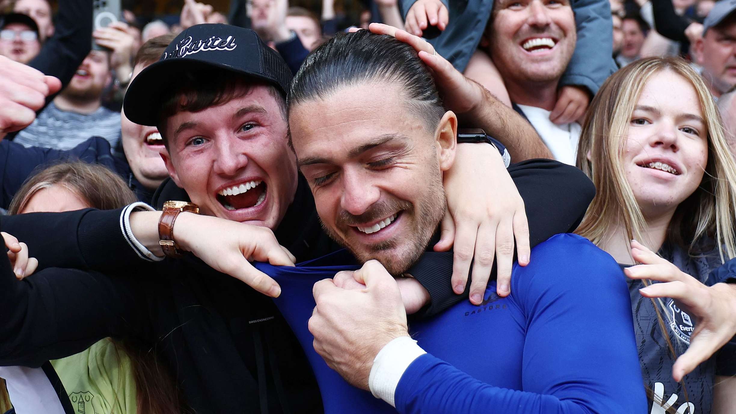 Everton loanee Grealish celebrates festival-themed 30th party  