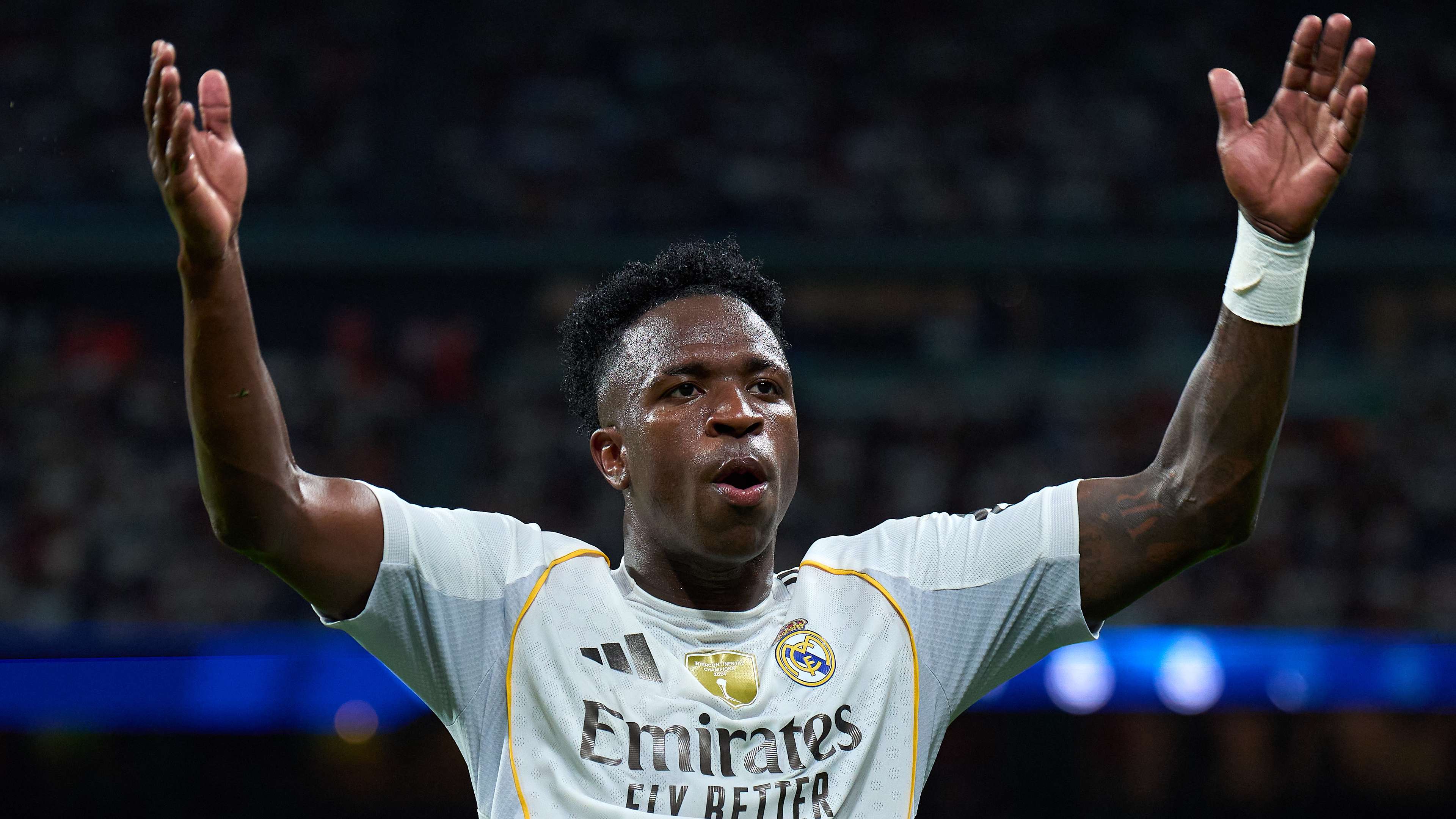 Real Madrid stand firm on Vini Jr contract standoff  