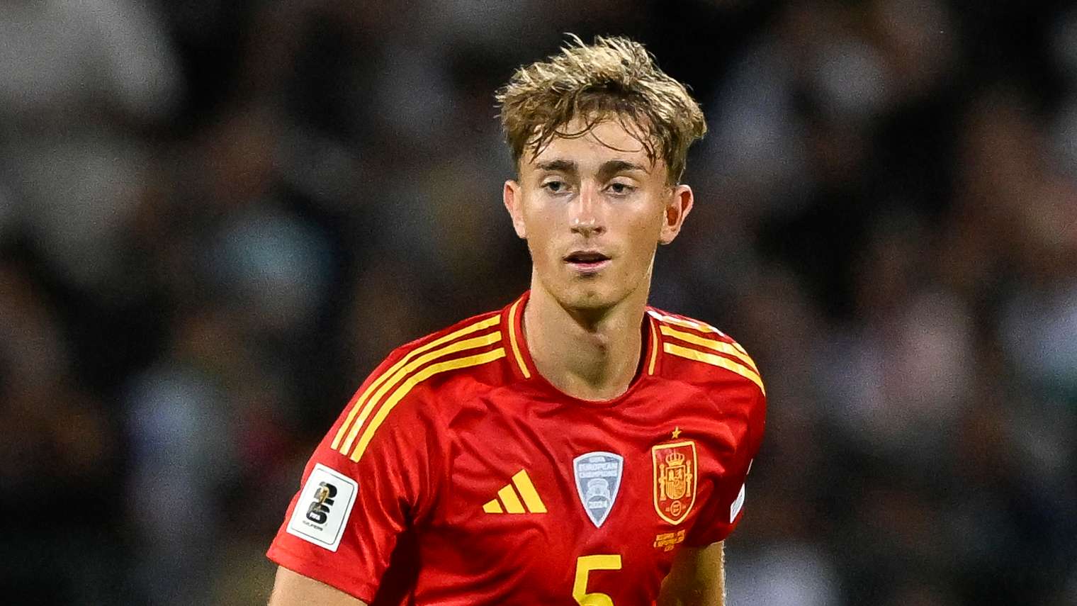 The new Huijsen? Spain look to beat Netherlands & Belgium to defender  