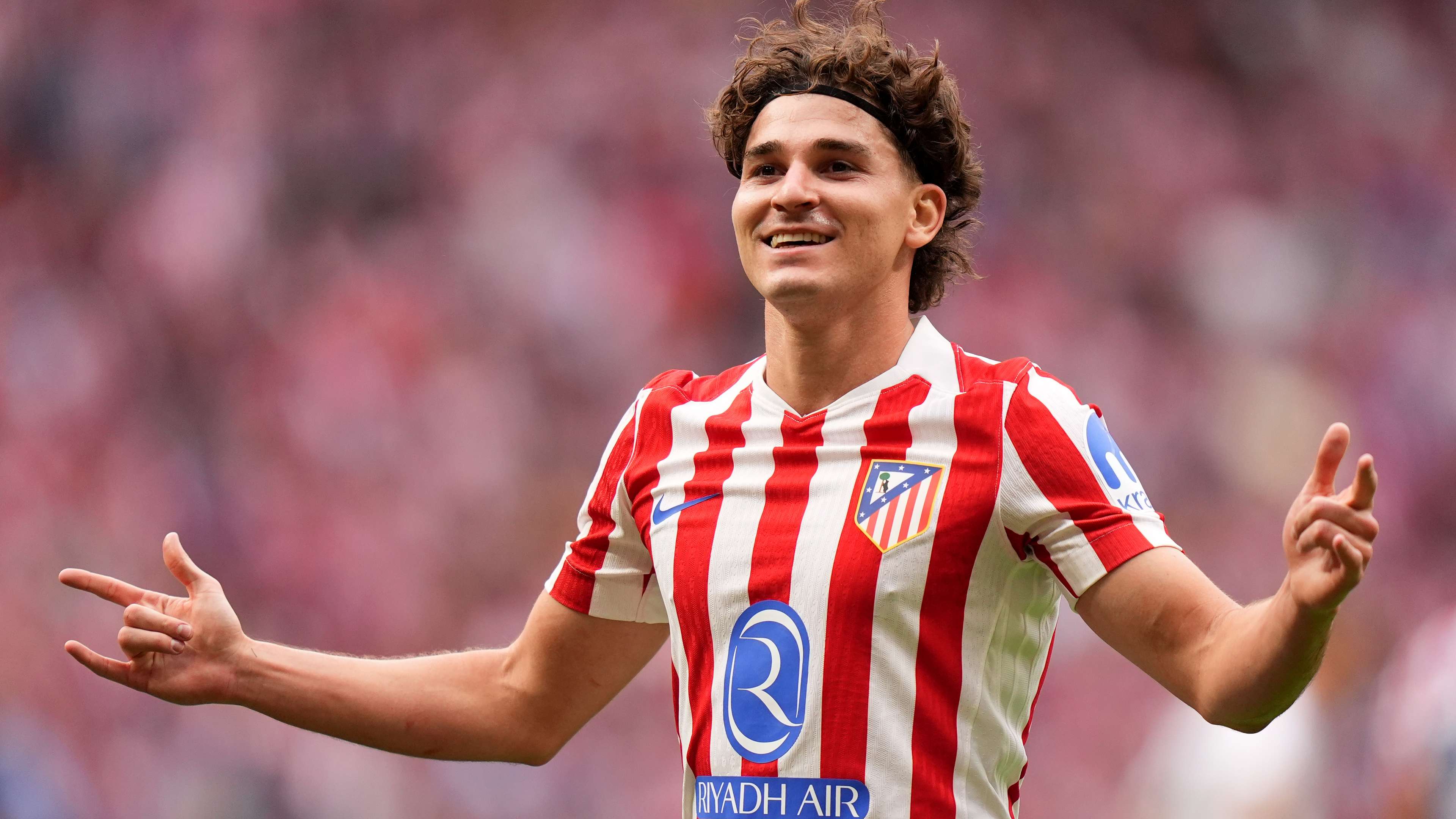 Barcelona target Atletico forward Alvarez as Lewandowski heir  