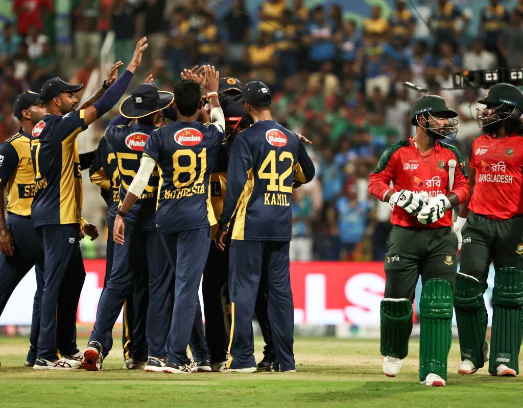 Allround Sri Lanka brush Bangladesh aside  